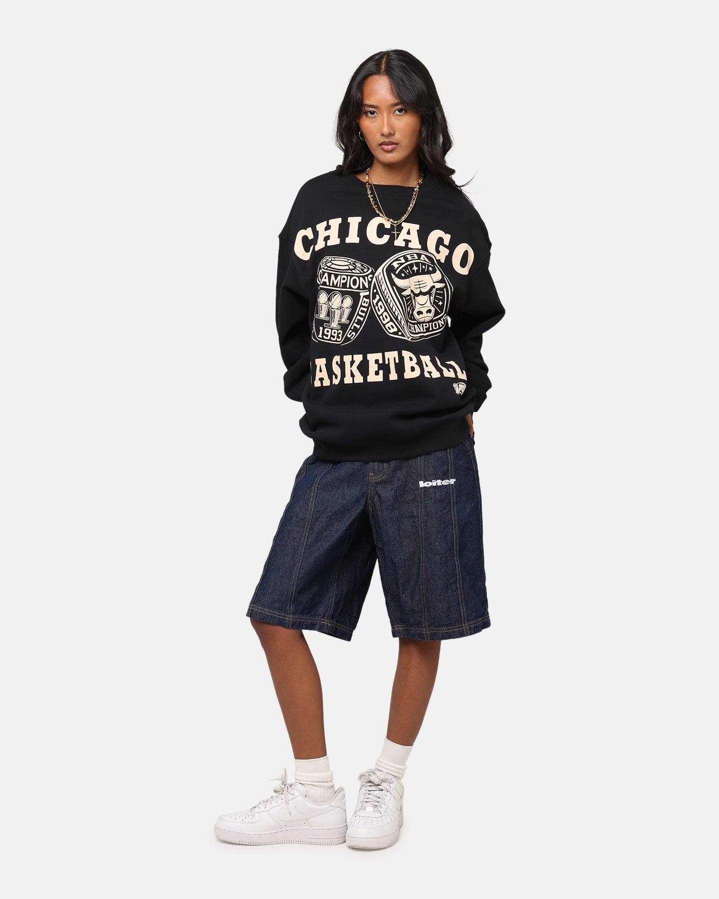 Timeless Piece Insulated Warmth Mitchell & Ness Chicago Bulls Rings Crewneck Black