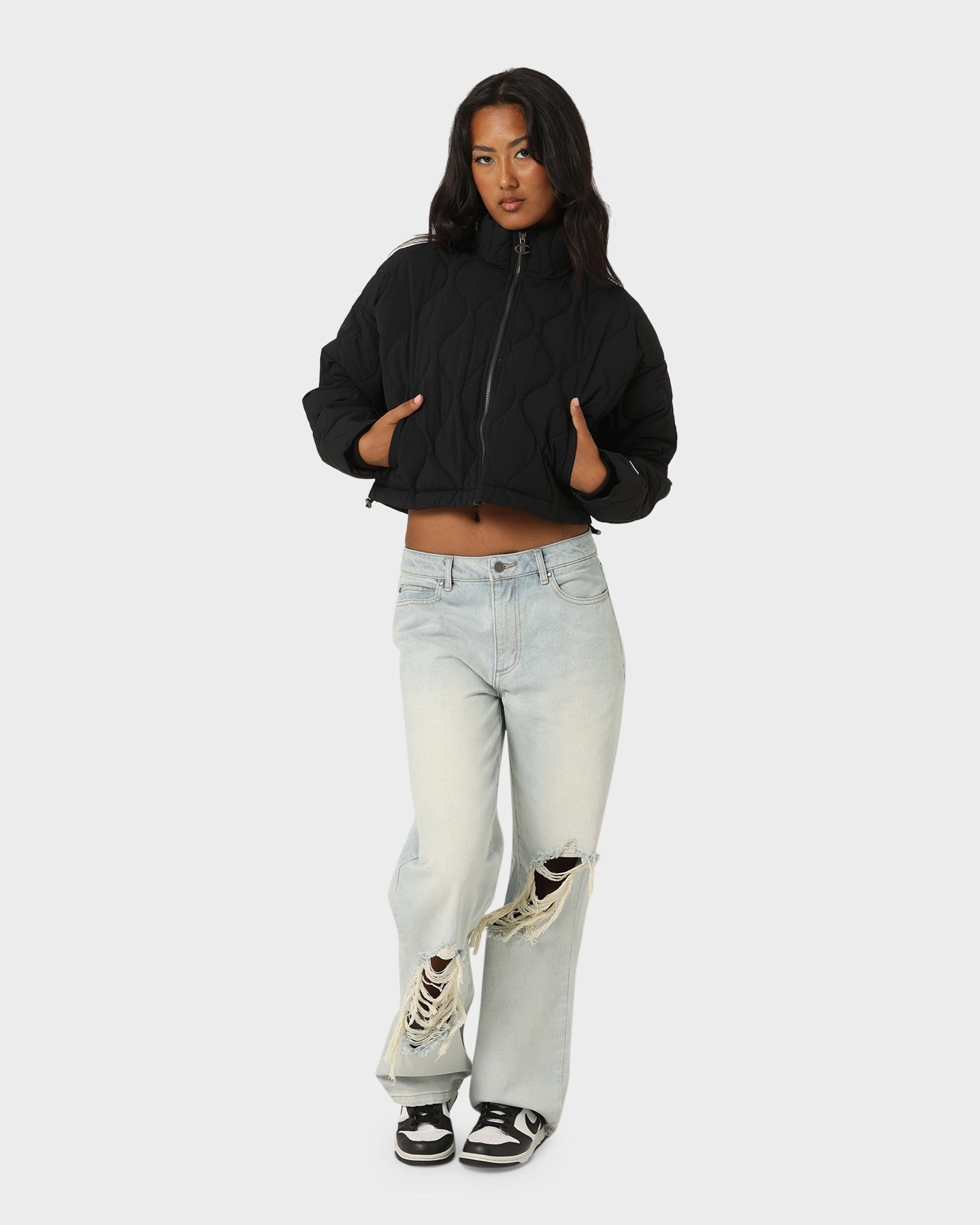 Champion Women's Lifestyle Cropped Puffer Jacket Black writers