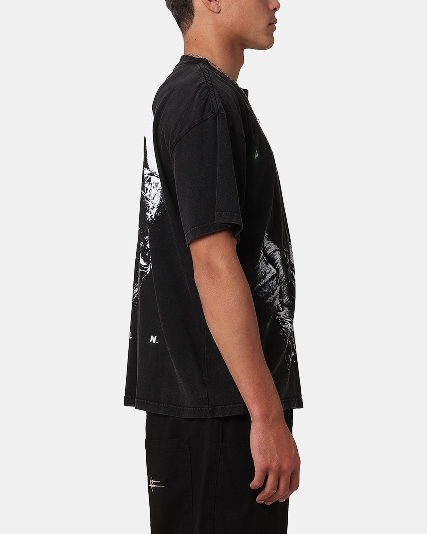 Goat Crew Alien Horror Vintage T-Shirt Black Acidwash Elegant Detail