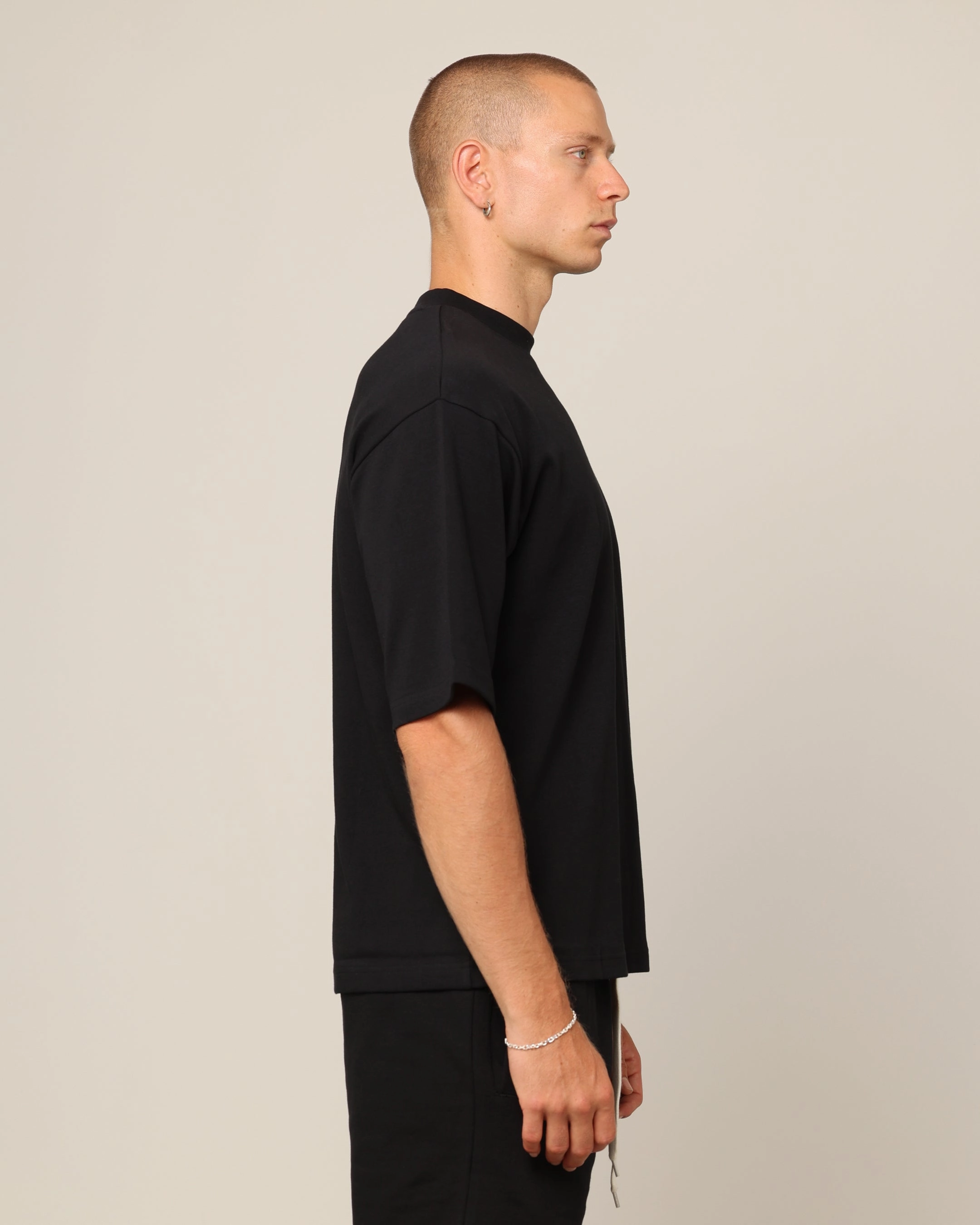 Carr?? Blanc Boxy T-Shirt Black Summer Ready