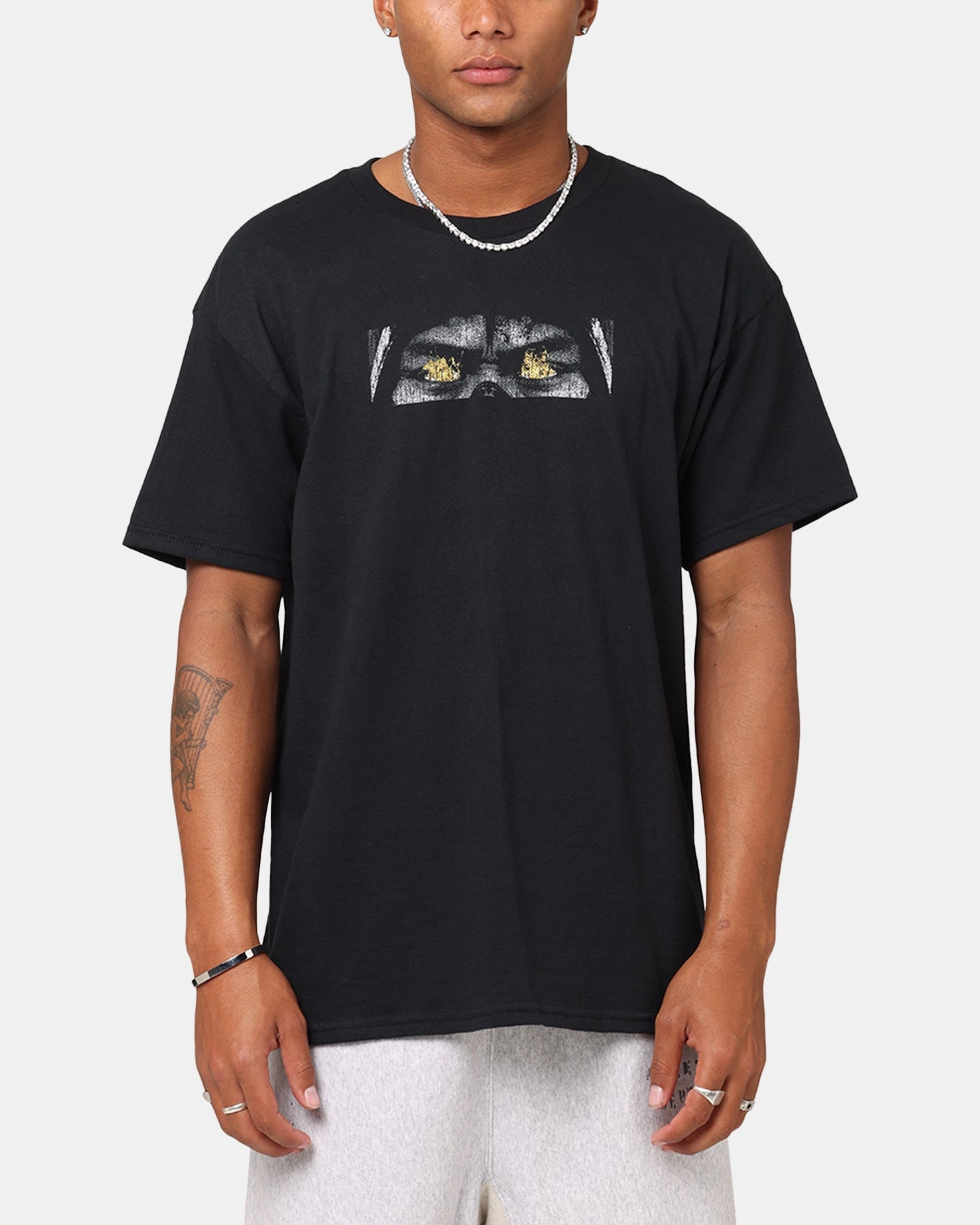 Goat Crew X Mortal Kombat Scorpion Fire T-Shirt Black Urban Trend Look Minimalist Style