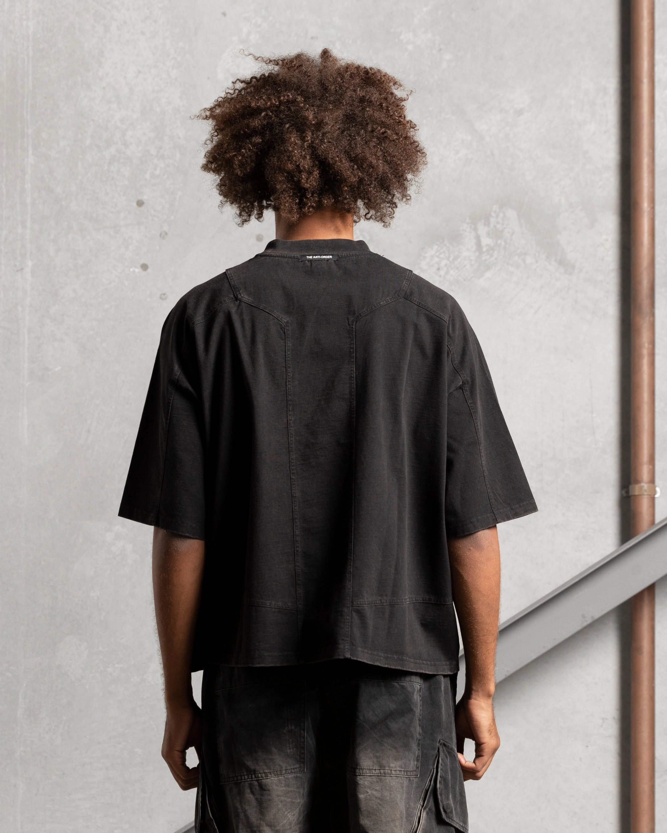 The Anti Order Armoury T-Shirt Vintage Black SeamlessSidePanels Sporty Chic