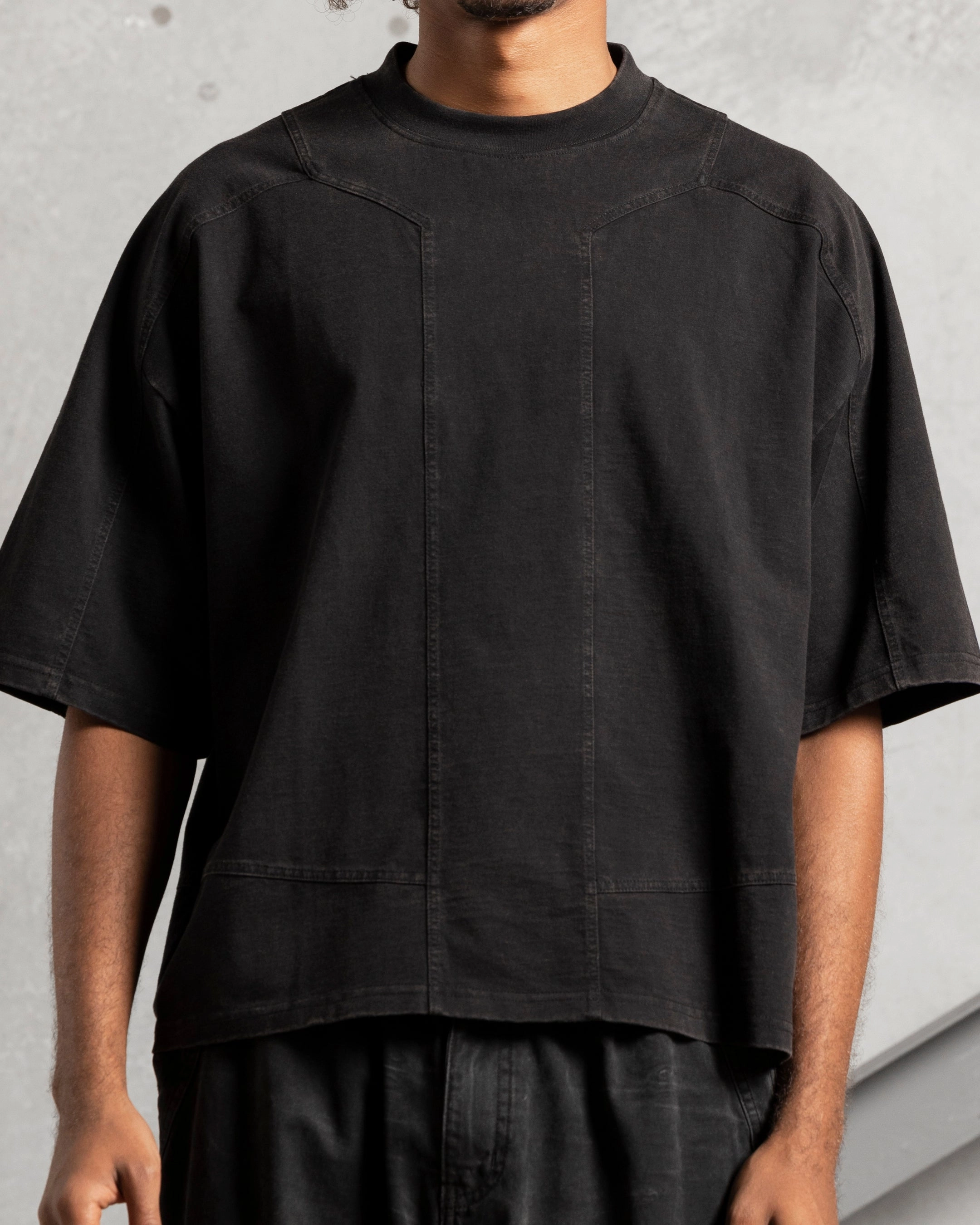Classic and Comfy Fit For All The Anti Order Armoury T-Shirt Vintage Black