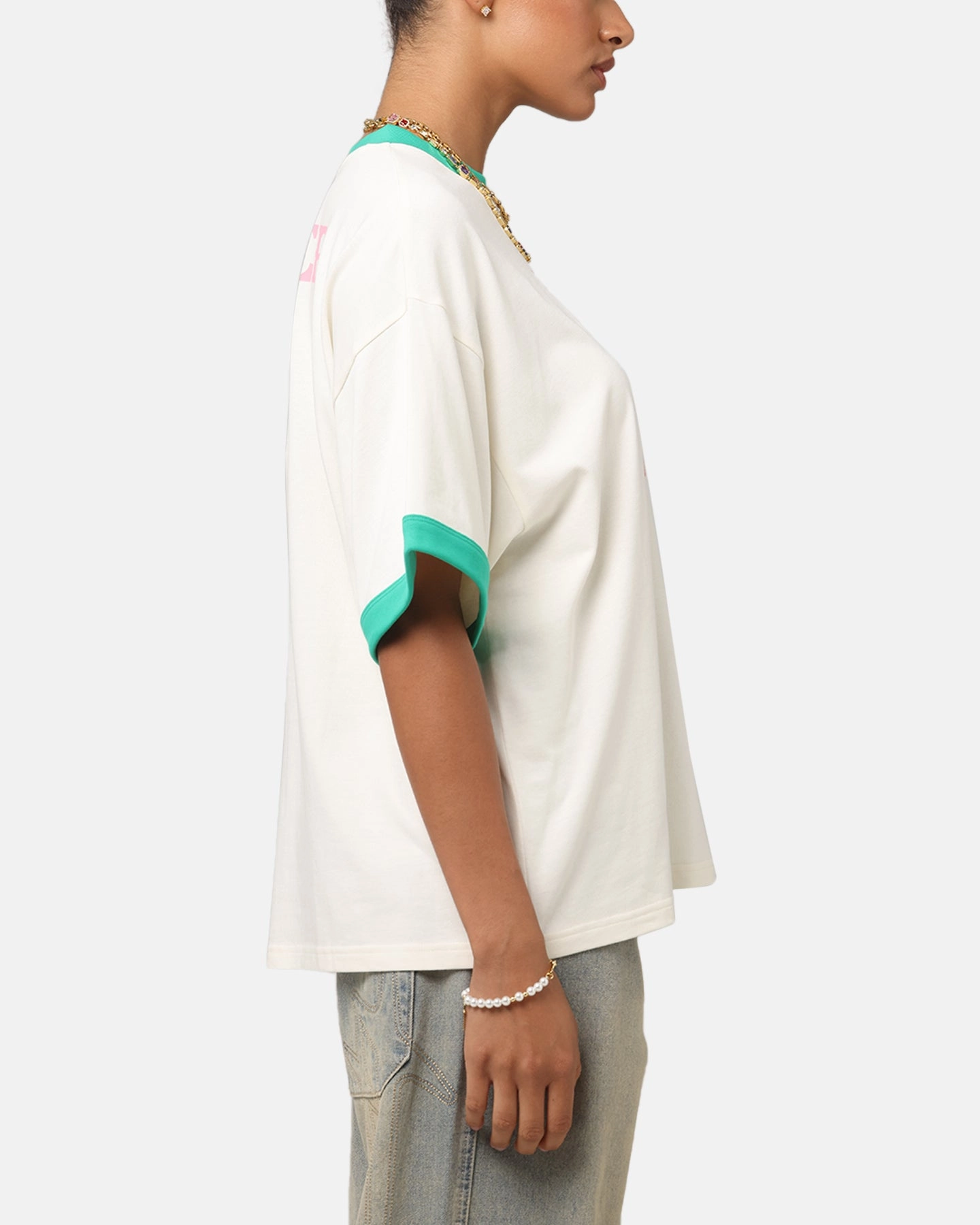 Low Profile Silhouette Comfy Design Loiter Western Front Ringer T-Shirt White/Green