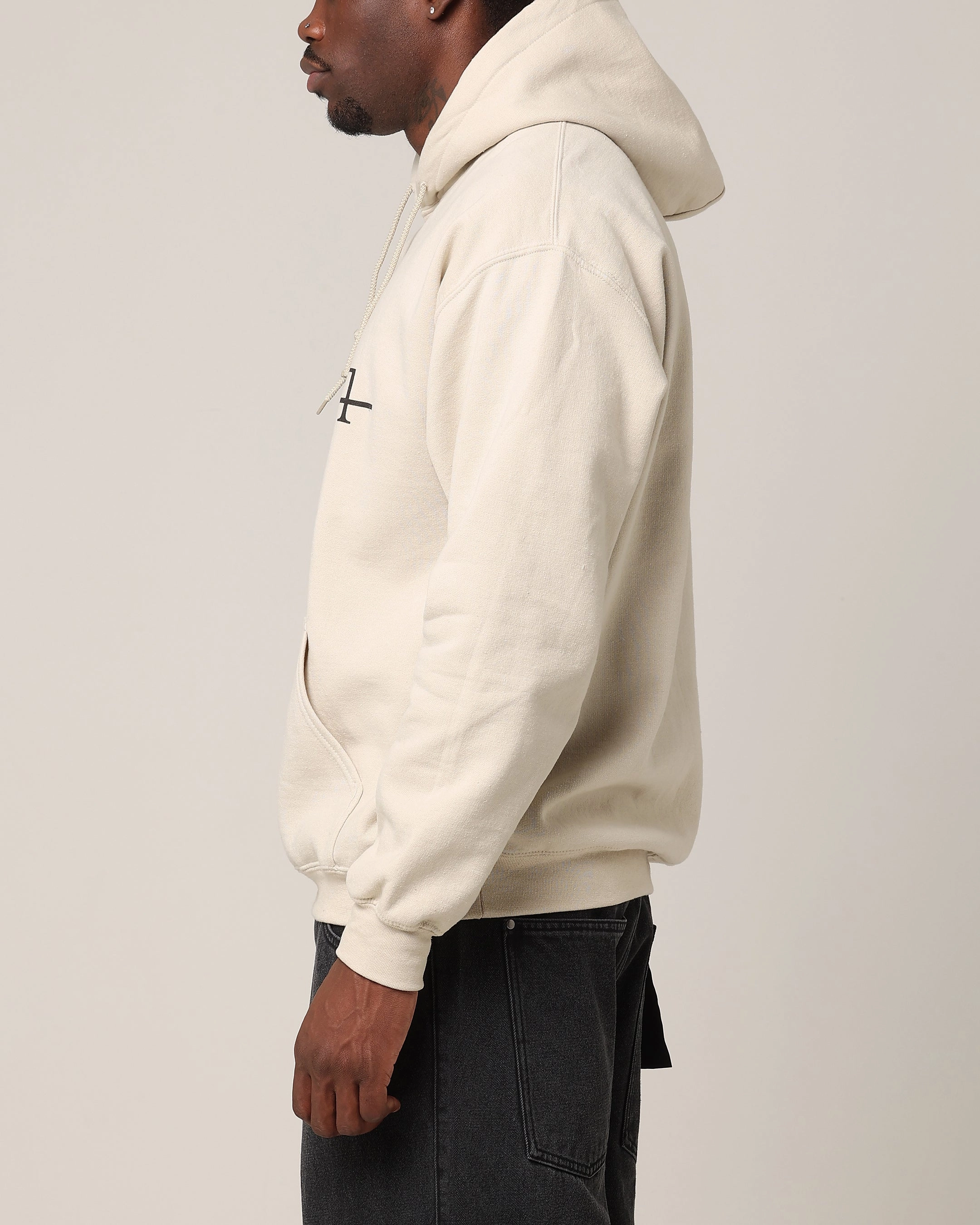 Timeless Form StretchMaterial Saint Morta Strikeout Hoodie Sand