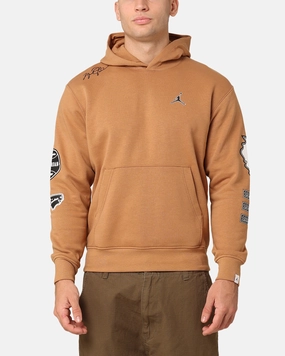 Storm Resistant Closure chest pockets Jordan Essentials Fleece Pullover Hoodie Dark Brown/White