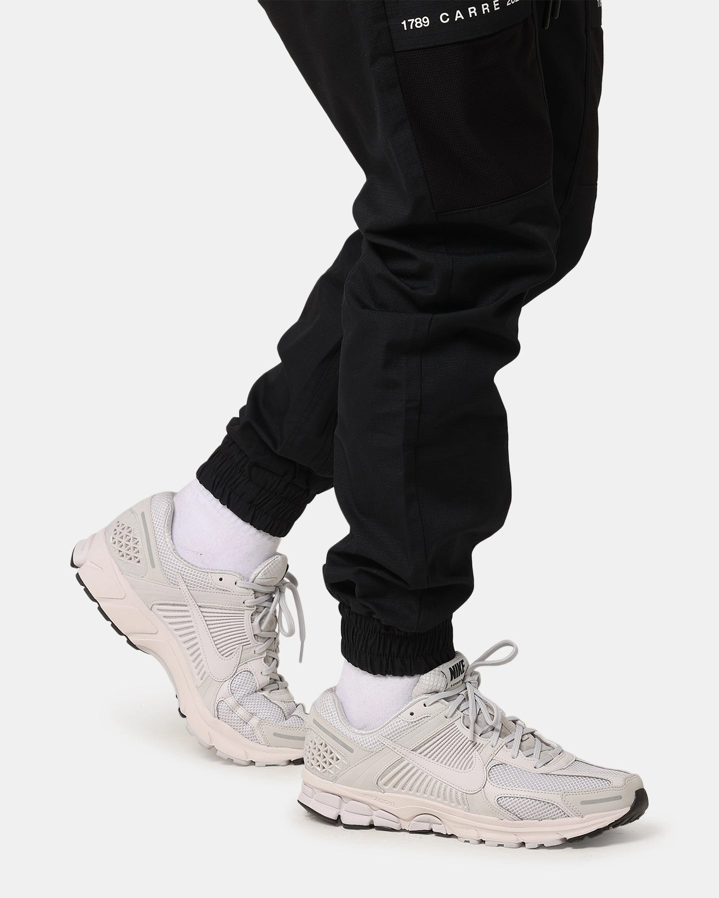 Carr?? 202X Cargo Jogger Pants Black Raw edge