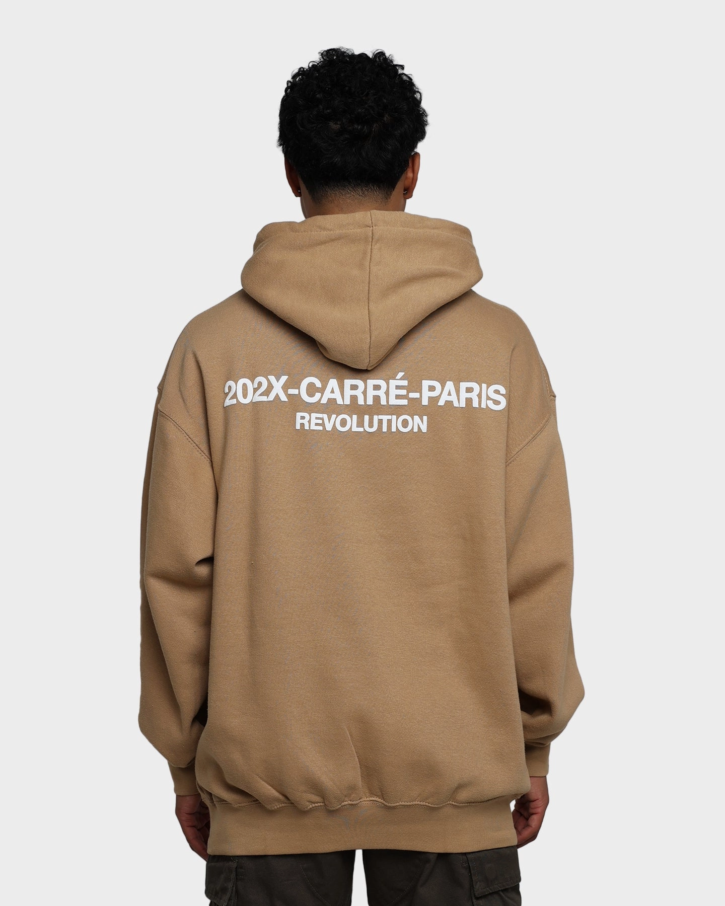 Rollaway Collar Feature Preserve Carr?? 202X Essential Hoodie Sandstone