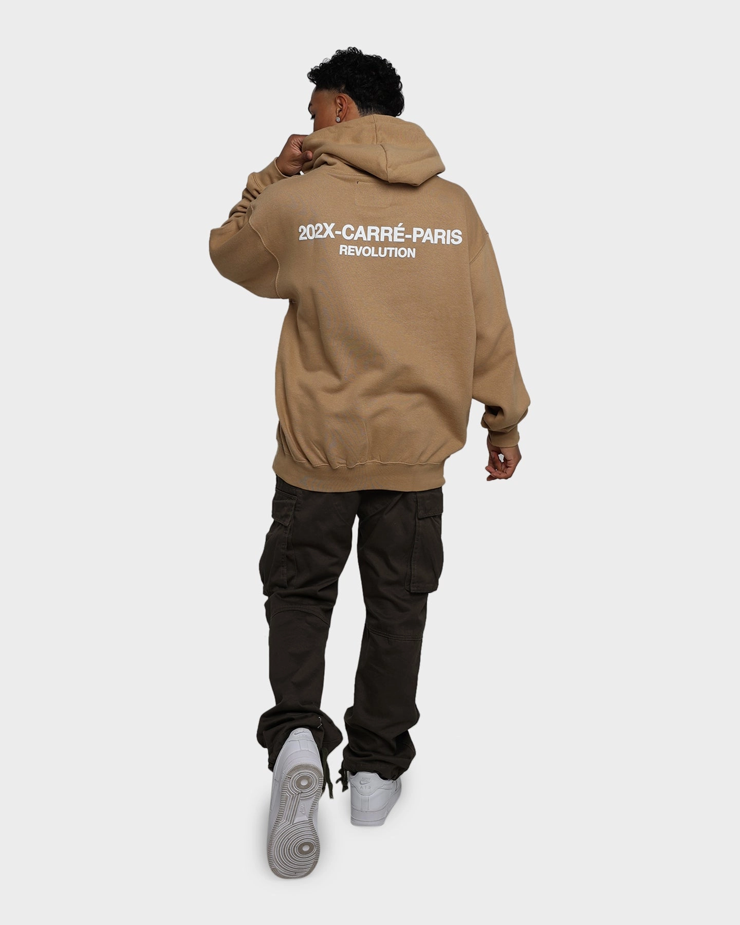 Carr?? 202X Essential Hoodie Sandstone MultiPocketDesign