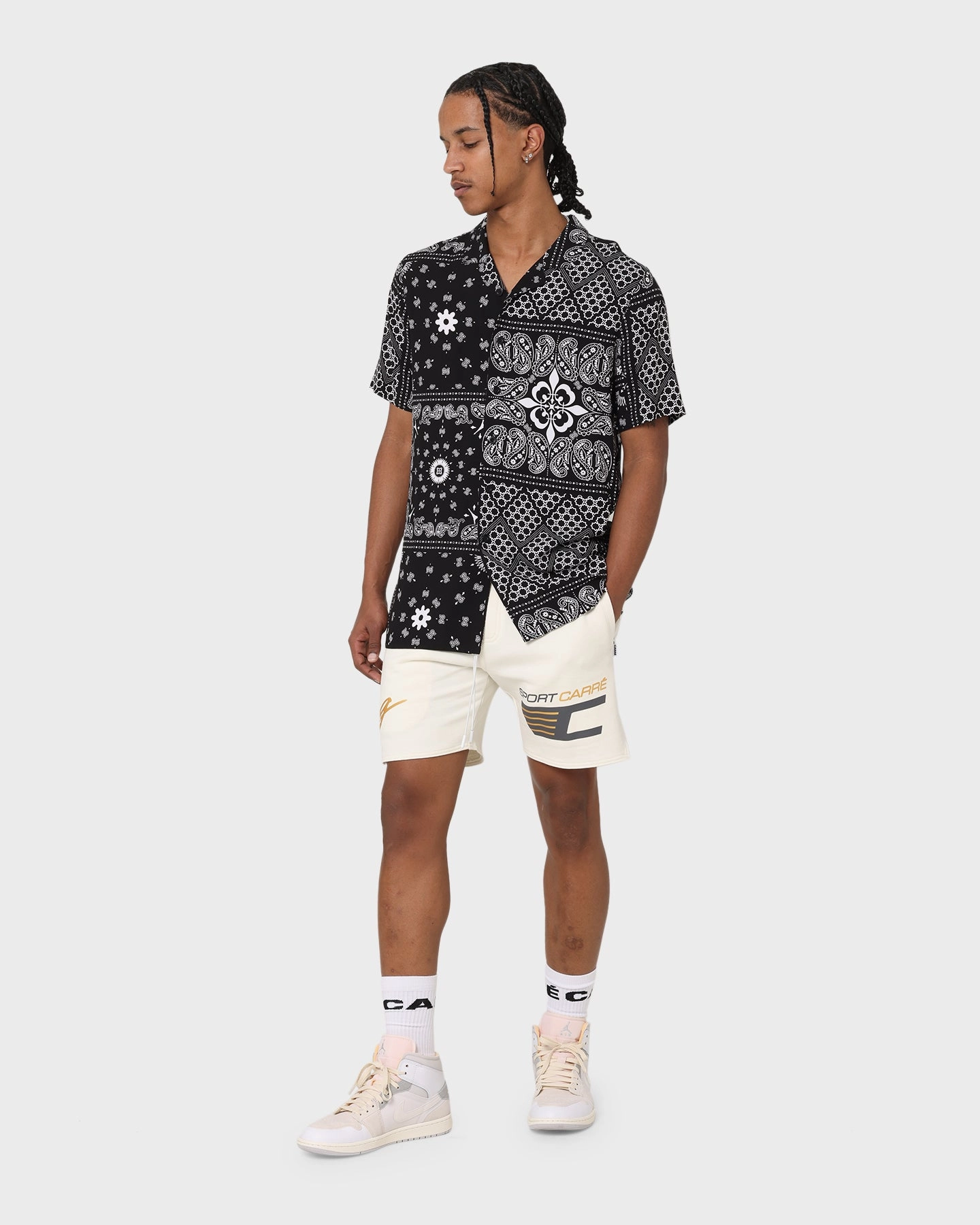 Fashion Accessory plain shorts Carr?? Automobile Sweat Shorts Off White