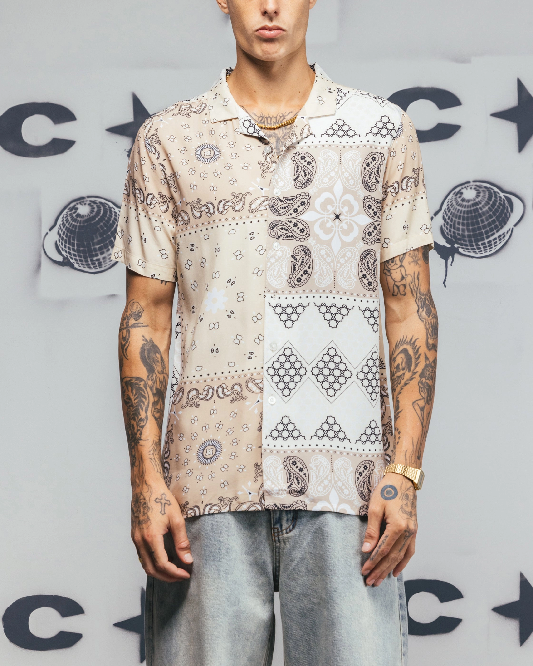 Snag Resistant Fabric Lakeside Relaxation Carr?? Bandana Ultra Button Up Shirt Stone