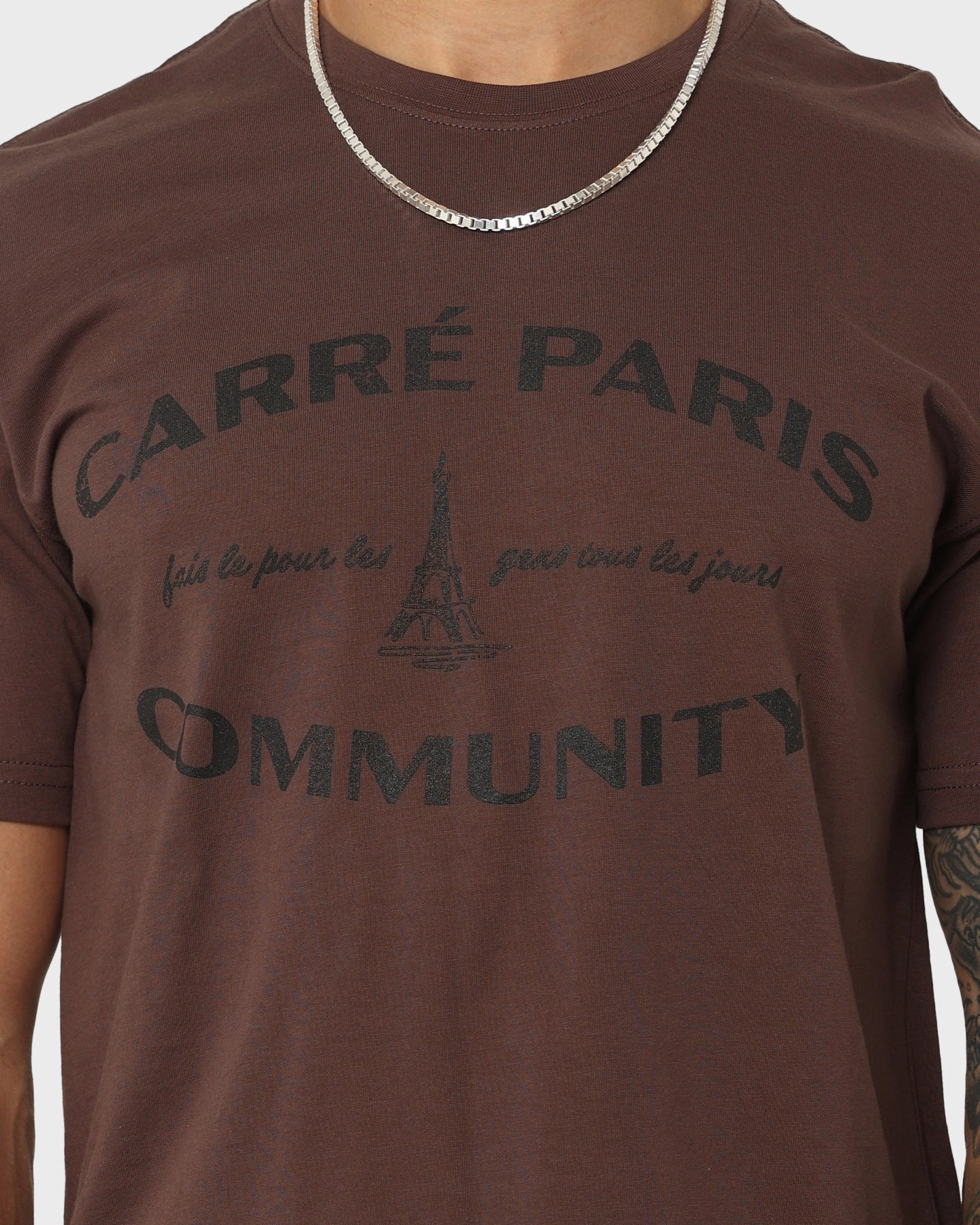 Outdoor Comfort Style Bold Design Carr?? Community Vintage T-Shirt Dark Brown