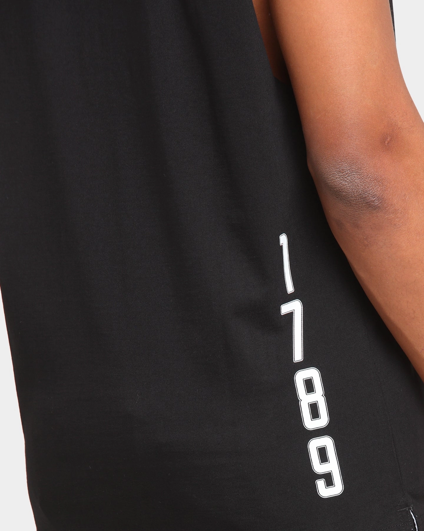 Weekend Look Carr?? Deux Muscle T-Shirt Black