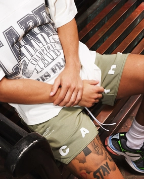 checkered pattern Carr?? Enhance Fleece Shorts Army Green