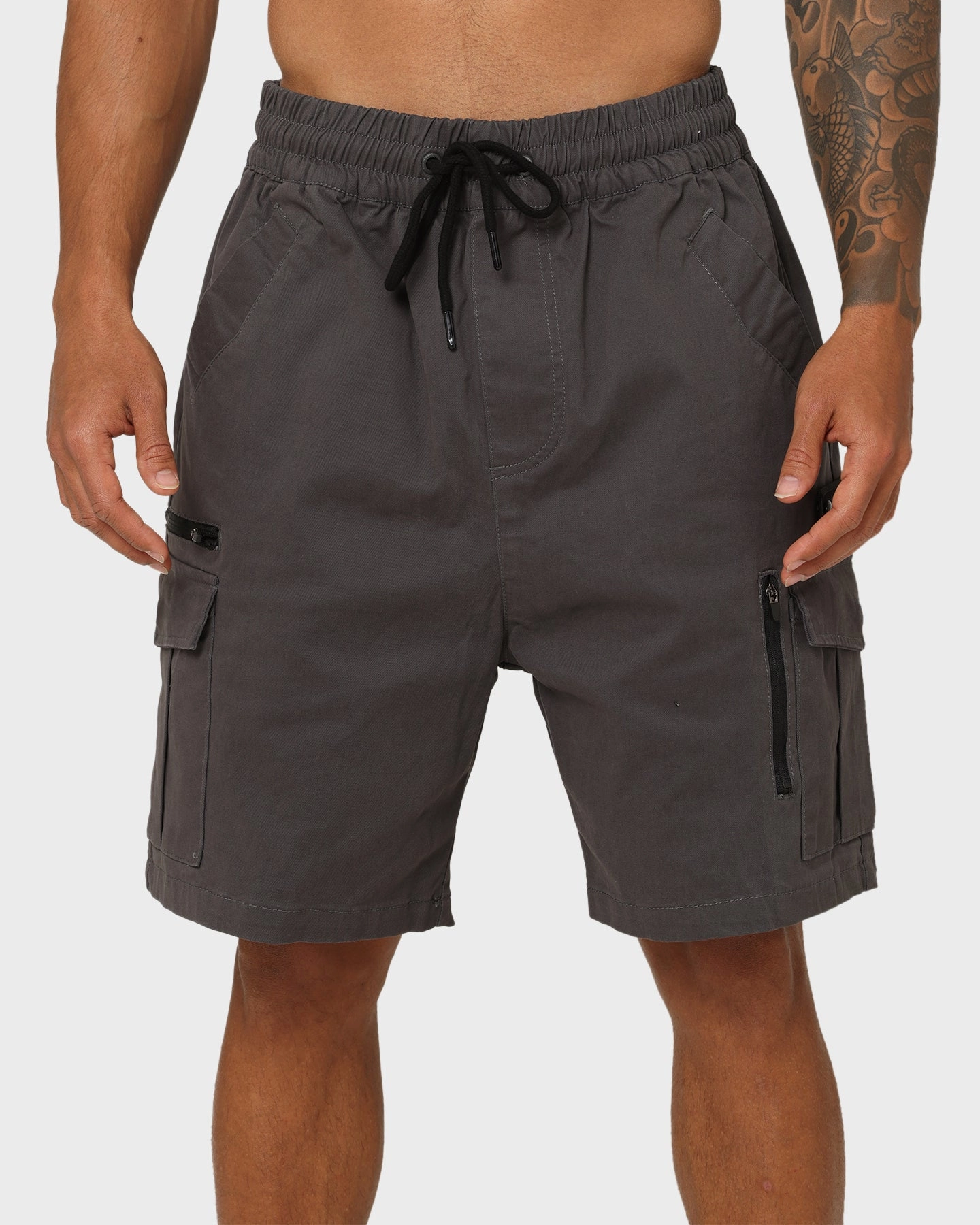 Anti Chafe Seamless Multi Pocket Functionality Carr?? Evolution Cargo Shorts Charcoal