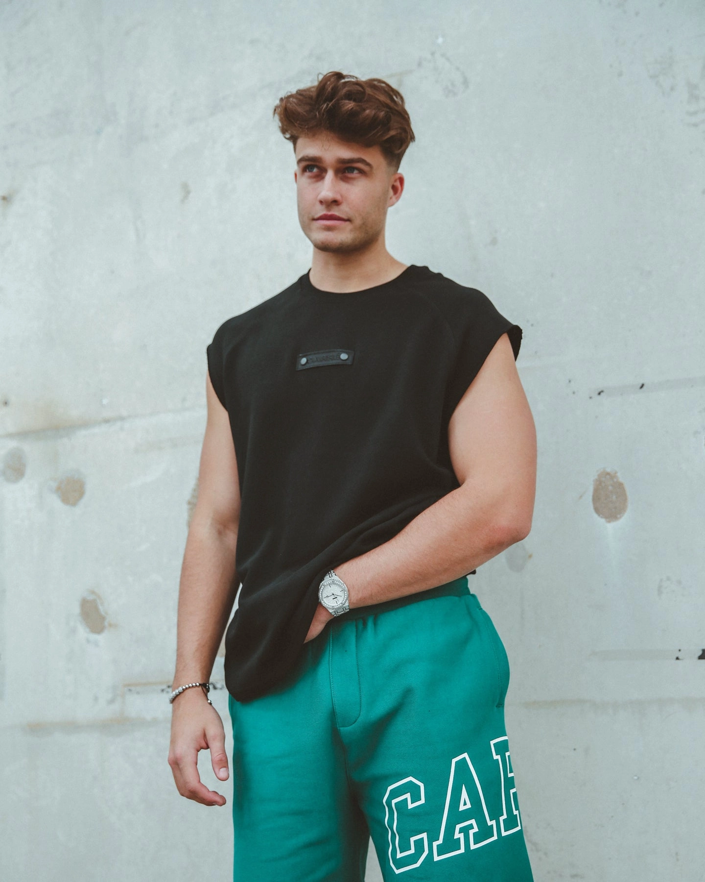 Smart Casual Look Perfect for Layering Carr?? Evolution Muscle T-Shirt Black