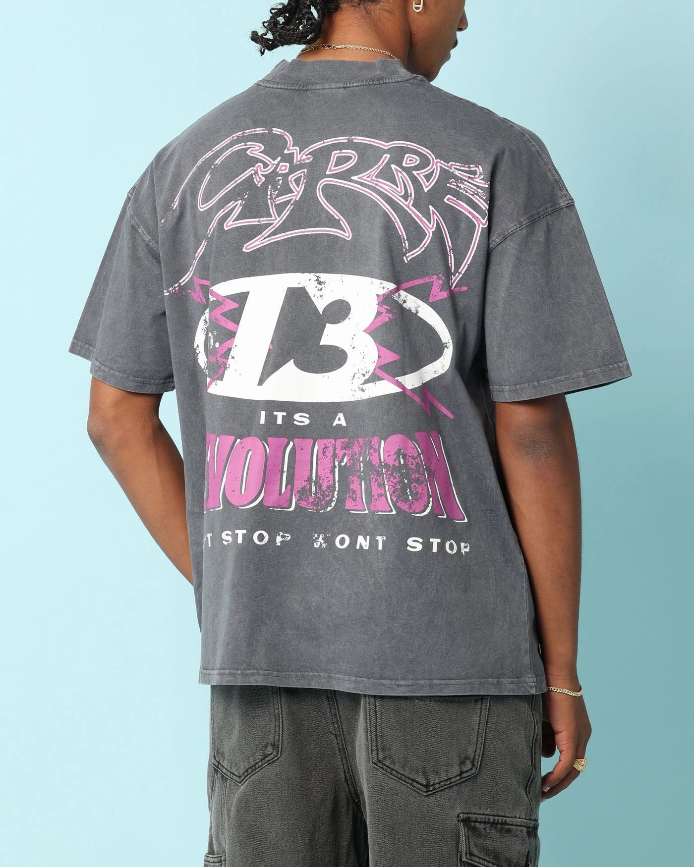 Trendy Vibes Carr?? Revolution 13 Oversized T-Shirt Vintage Black