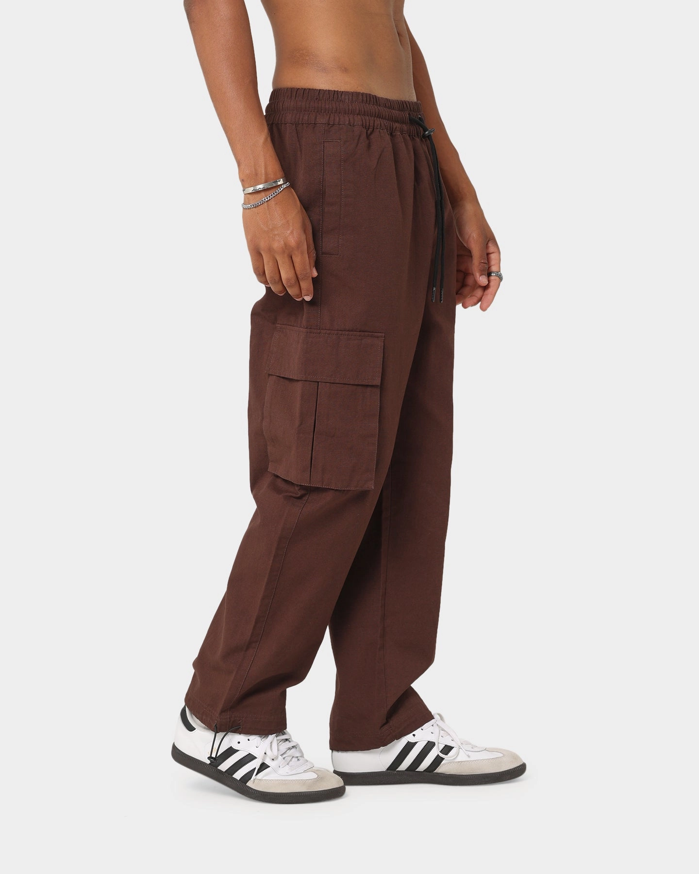 Low Bulk Carr?? Superior Cargo Jogger Dark Brown