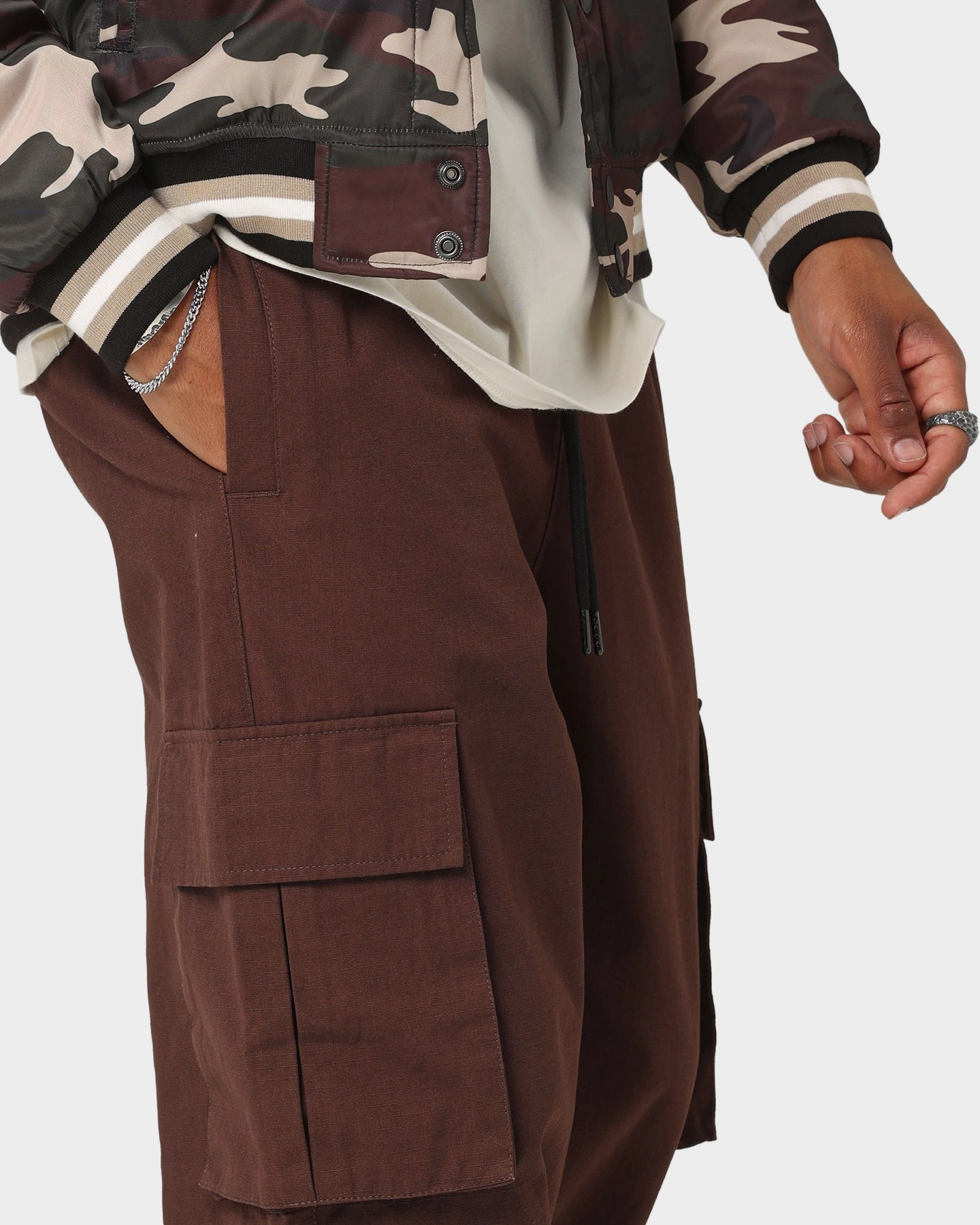 Chic Style MachineWashableFabric Carr?? Superior Cargo Jogger Dark Brown