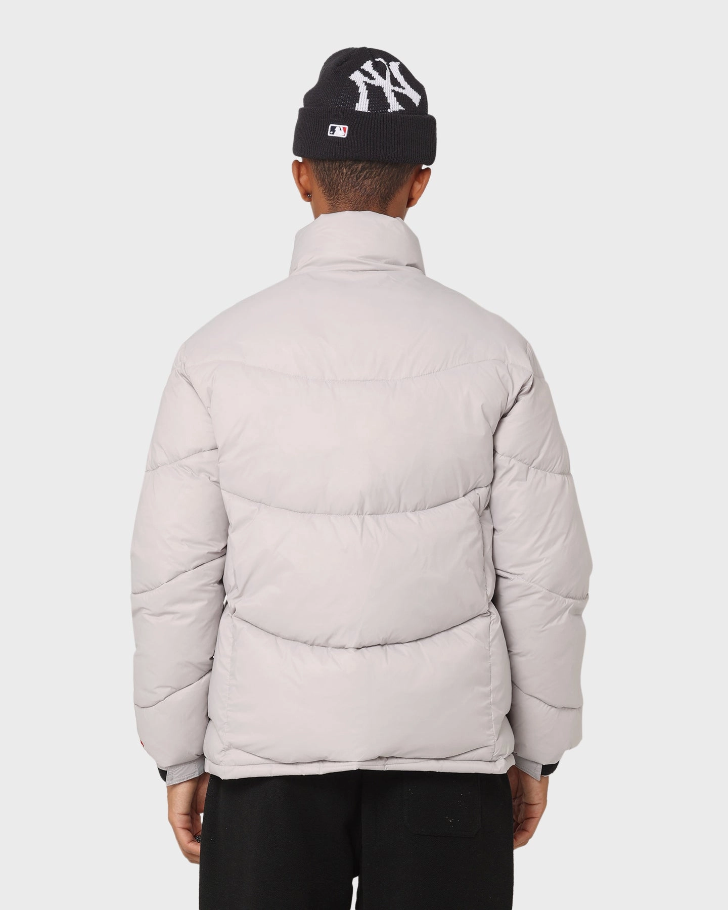 Unwind Soft Touch Carr?? Wave Puffer Jacket Grey
