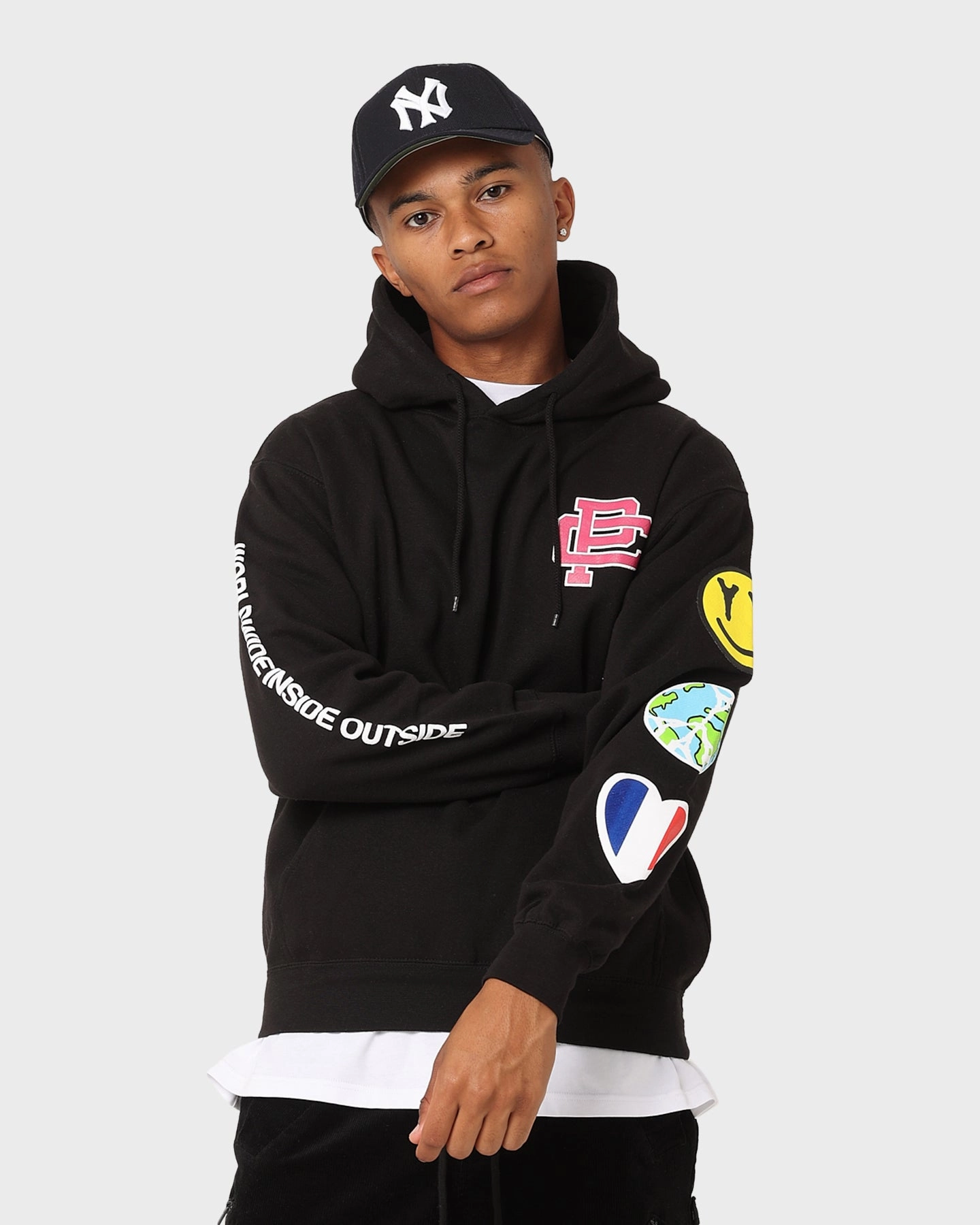 Carr?? Worldwide Essential Hoodie Black Warning