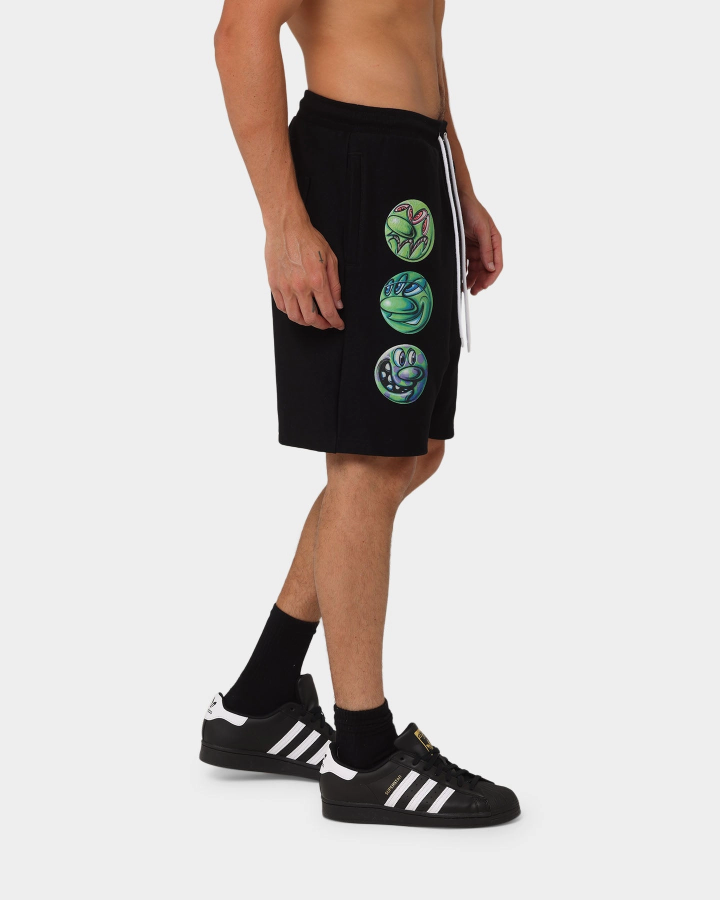 Carr?? X Kenny Scharf Multi Face Sweat Shorts Black Cargo shorts