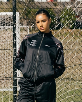 Heat Sealed Seams Moisture Wicking Lining Carr?? X Umbro Unity Track Jacket Black