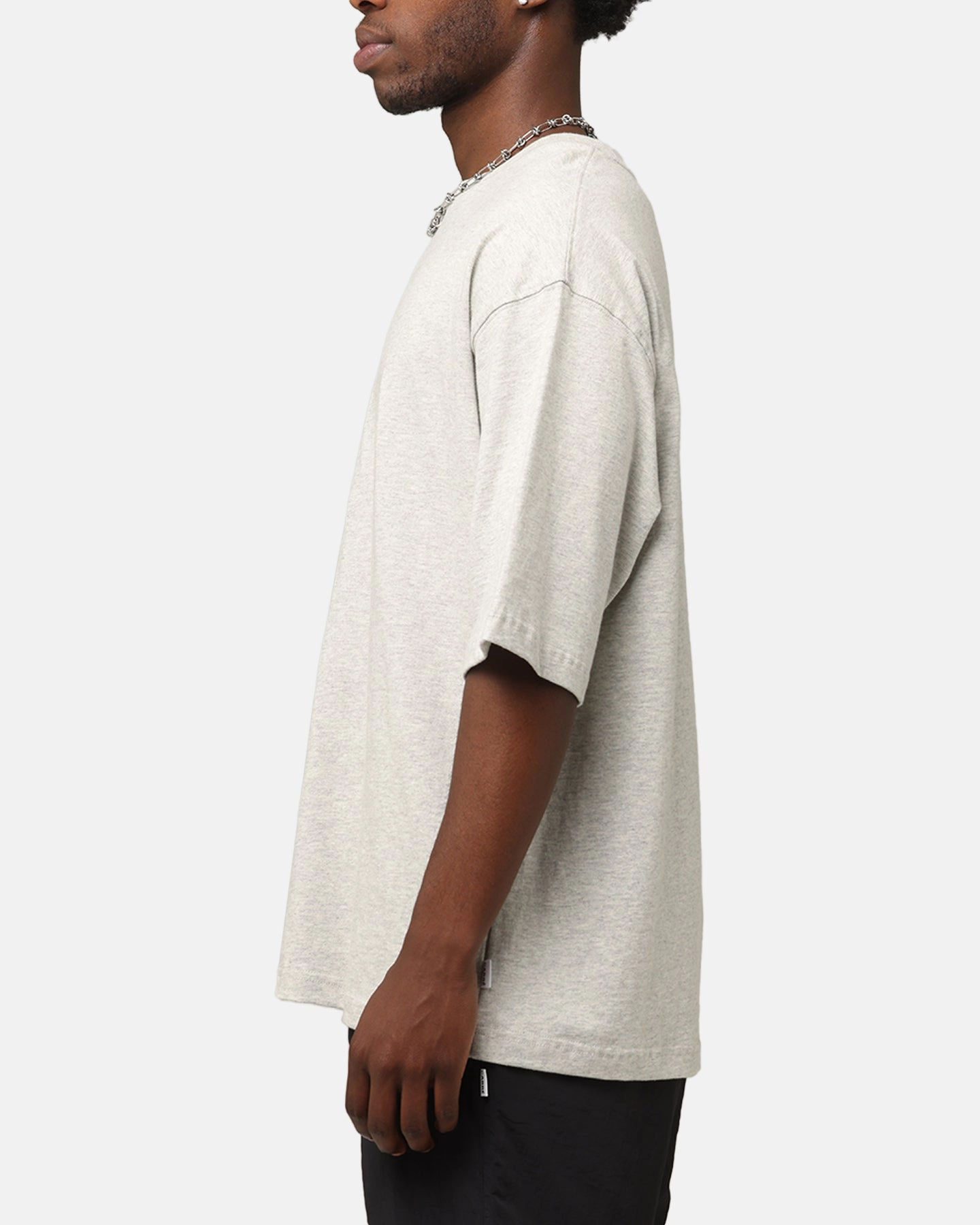 Carre Blanc Boxy T-Shirt Grey Marle V neck style Snug fit