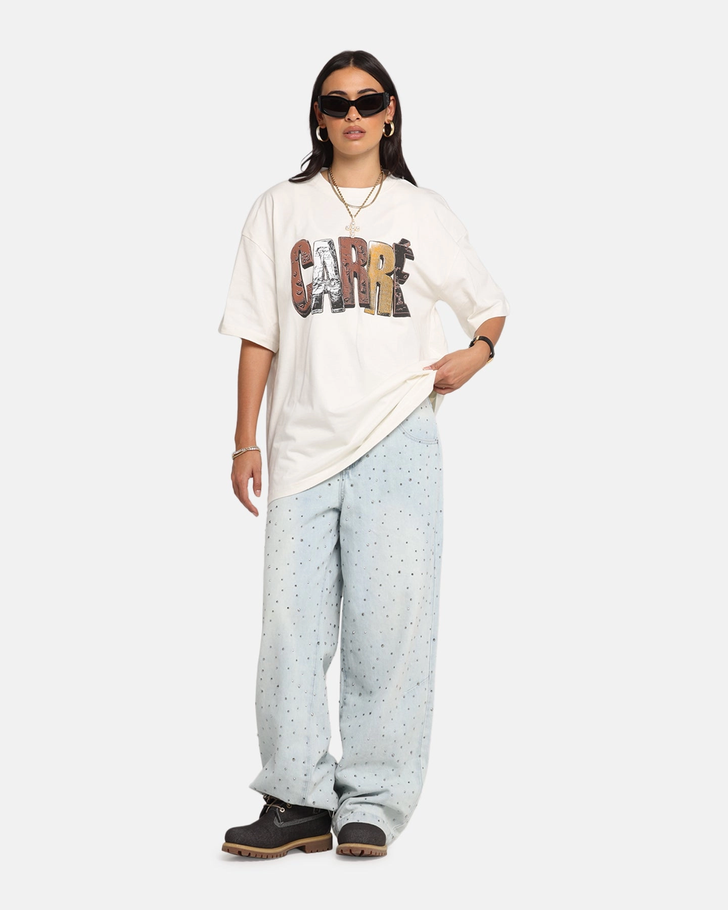 Carre Chocolate T-Shirt Off White Pocket Design Sporty and Cool