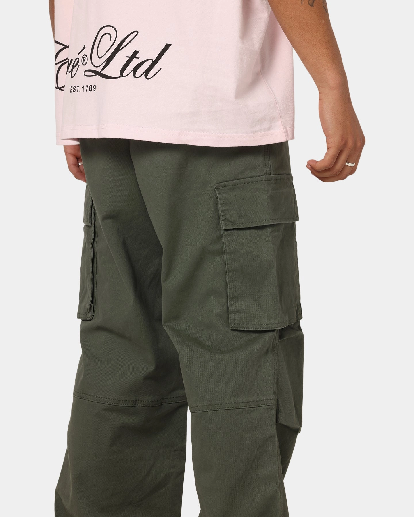 Flattering Comfort Carre Classic Cargo Pants Khaki