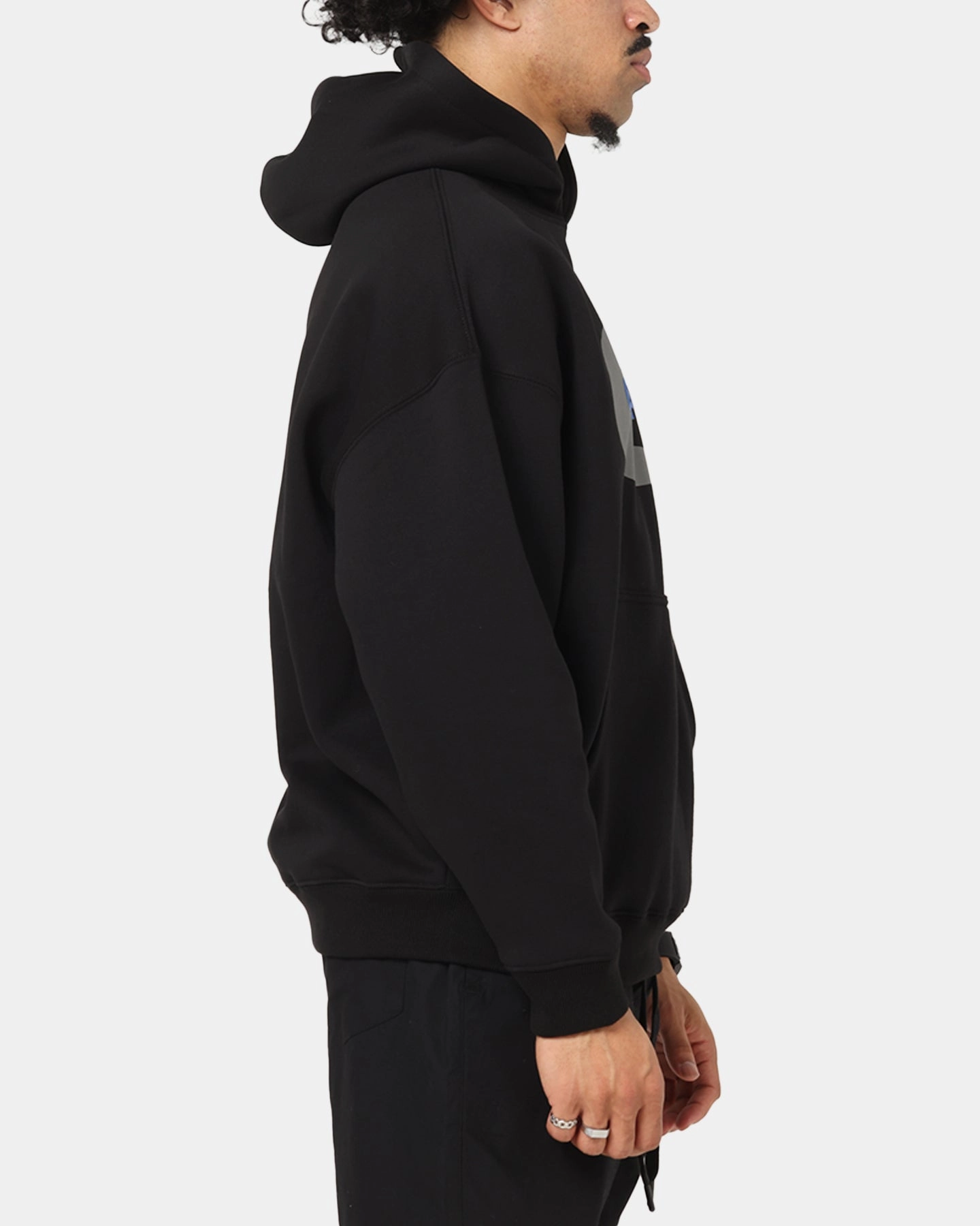 water - permeable Carre Crested Hoodie Black