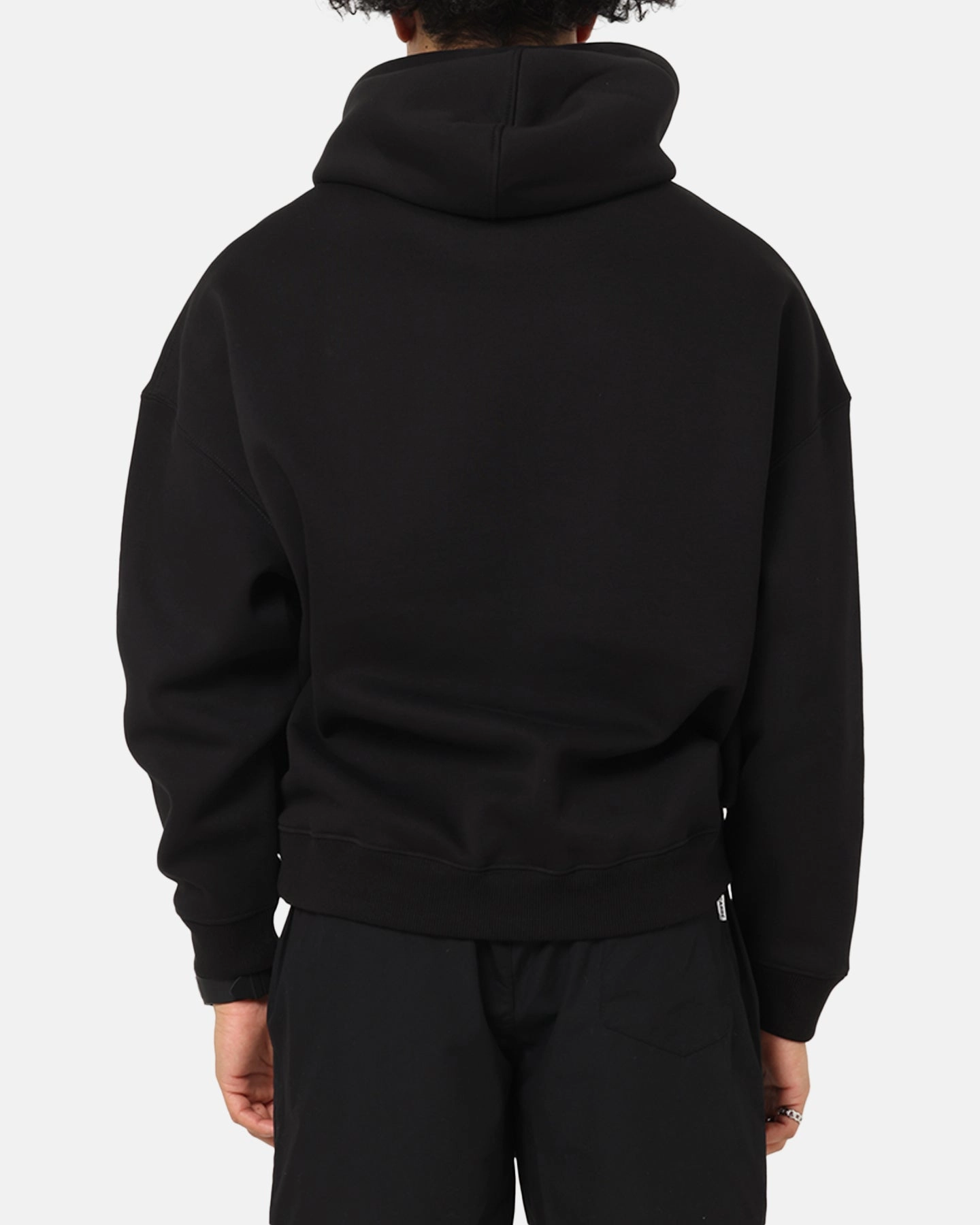 Carre Crested Hoodie Black loading Stay Dry