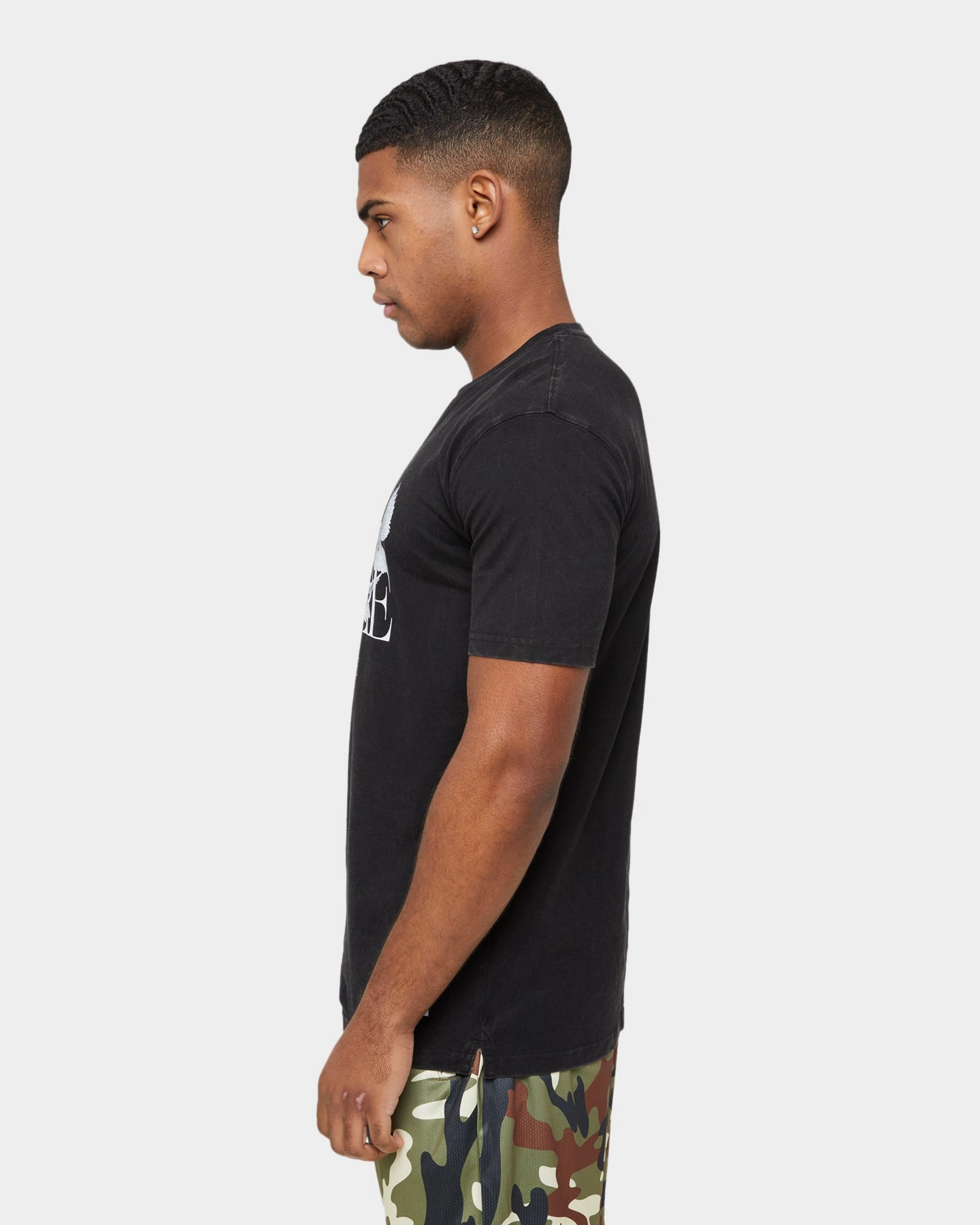 Preppy Carre Dove Heaven Vintage T-Shirt Washed Black