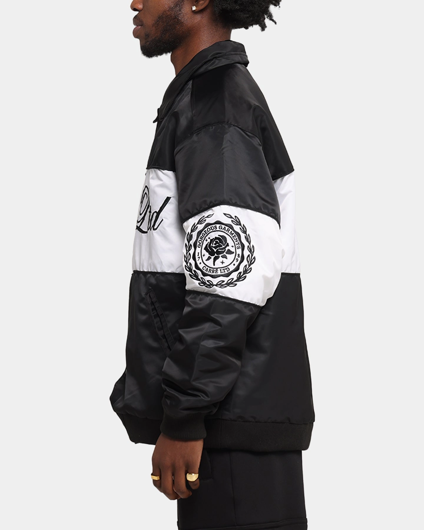 Carre Established Jacket Black/White windy Lockdown Hood Toggle