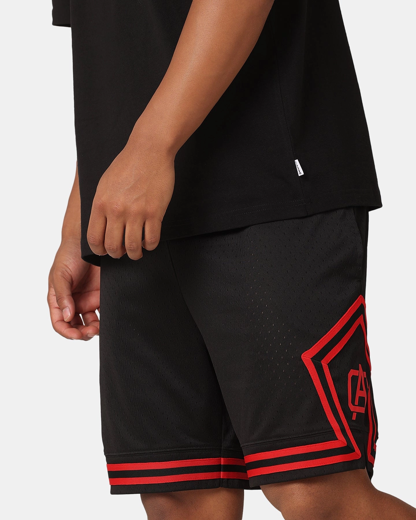 Sustainable Manufacturing Easy Care Material Carre Fold Mesh Basketball Shorts Black/Red