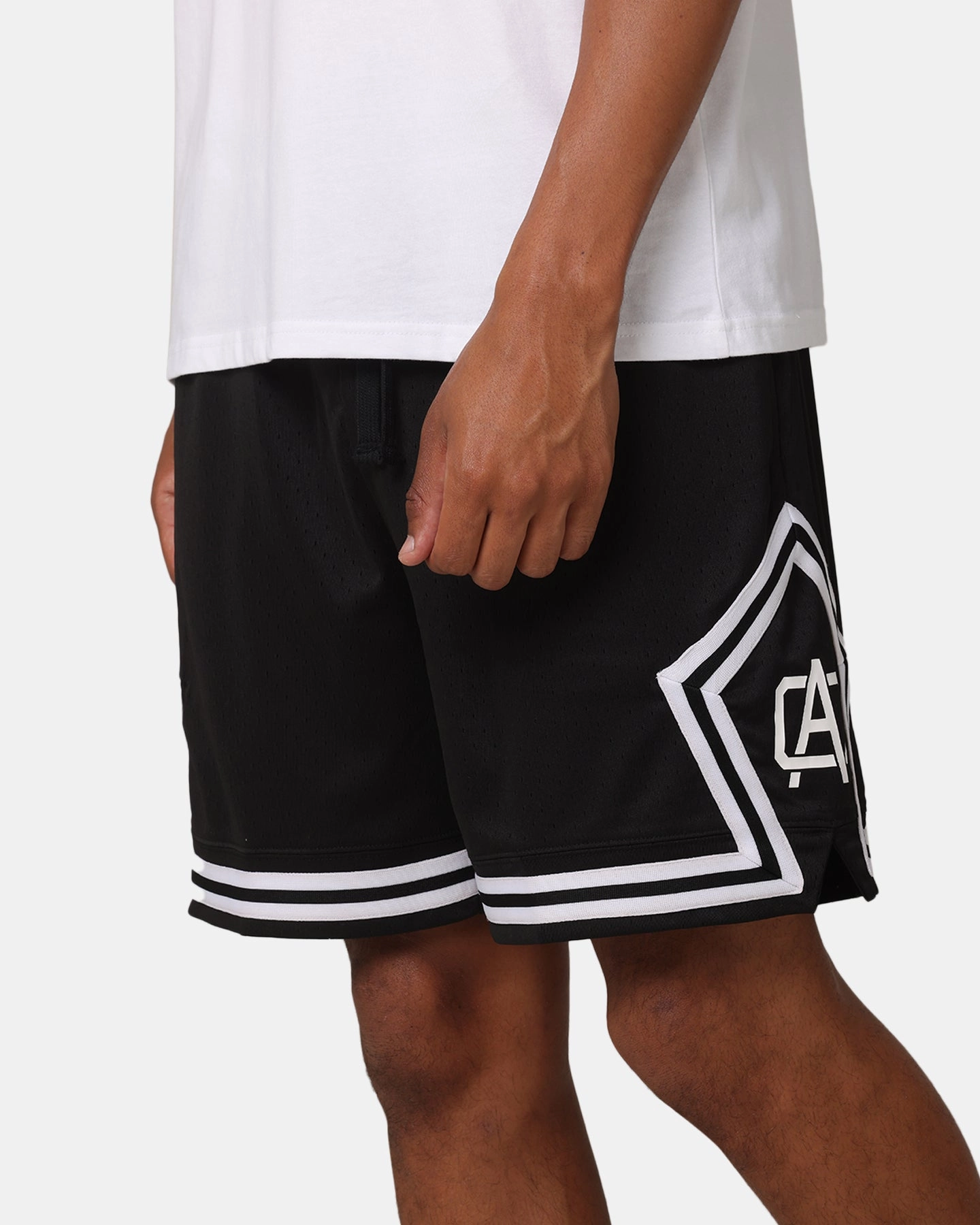 Cargo Pockets Carre Fold Mesh Basketball Shorts Black/White