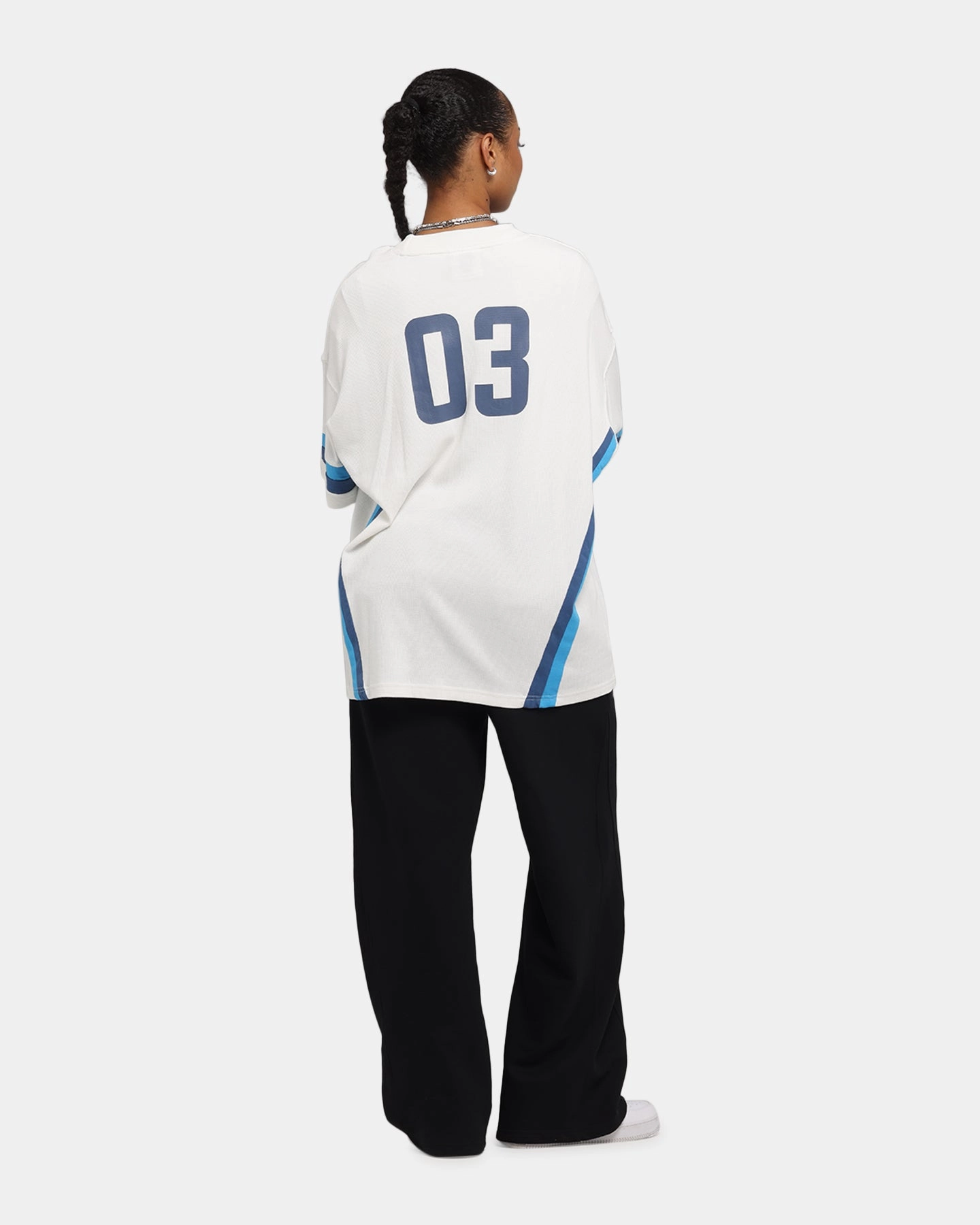 MoistureWicking Technology Carre Graffiti Waffle T-Shirt Off White