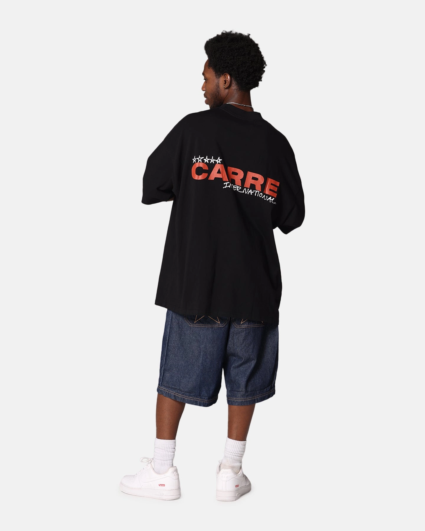 Relaxed Fit Design Sporty and Stylish Carre Handdrawn Mock Neck T-Shirt Black