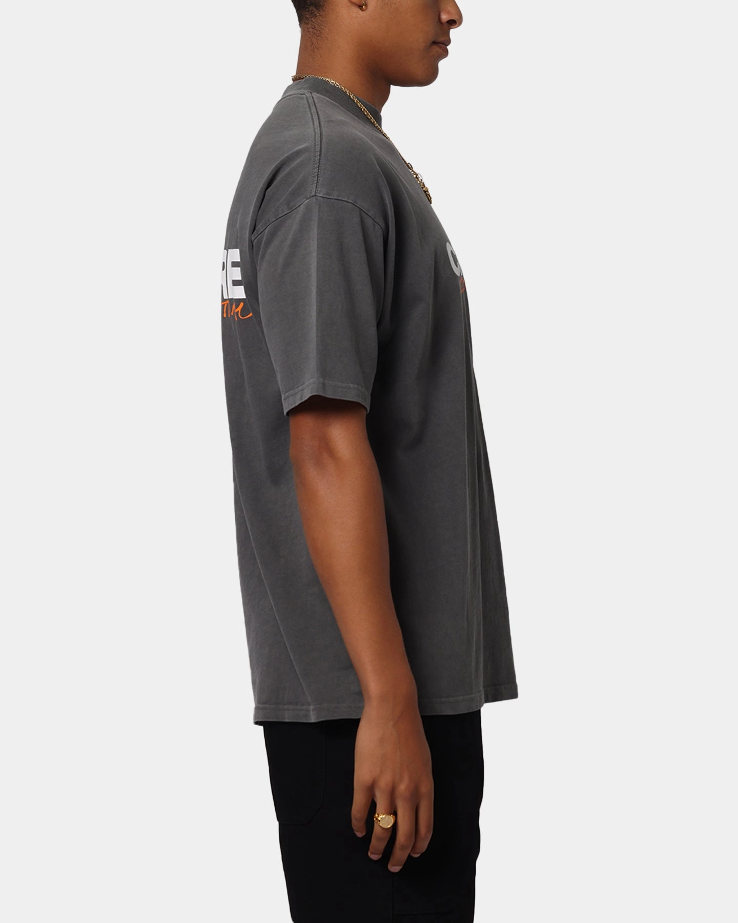 Carre Handdrawn Mock Neck T-Shirt Washed Charcoal Fit For All Day