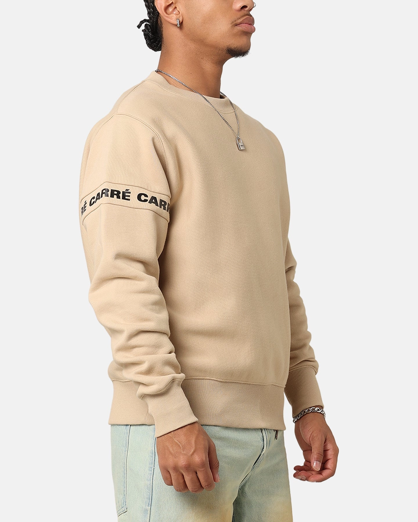 Carre La Manche 2.0 Crewneck Stone Oversized Silhouette retro look