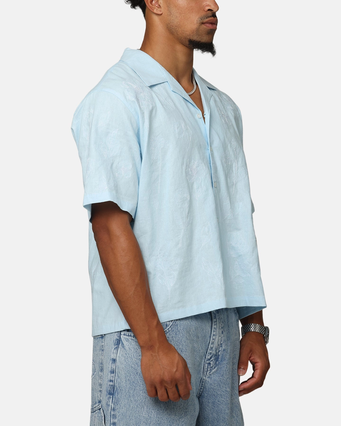 Urban Trend Carre Posy Button Up Shirt Light Blue/White
