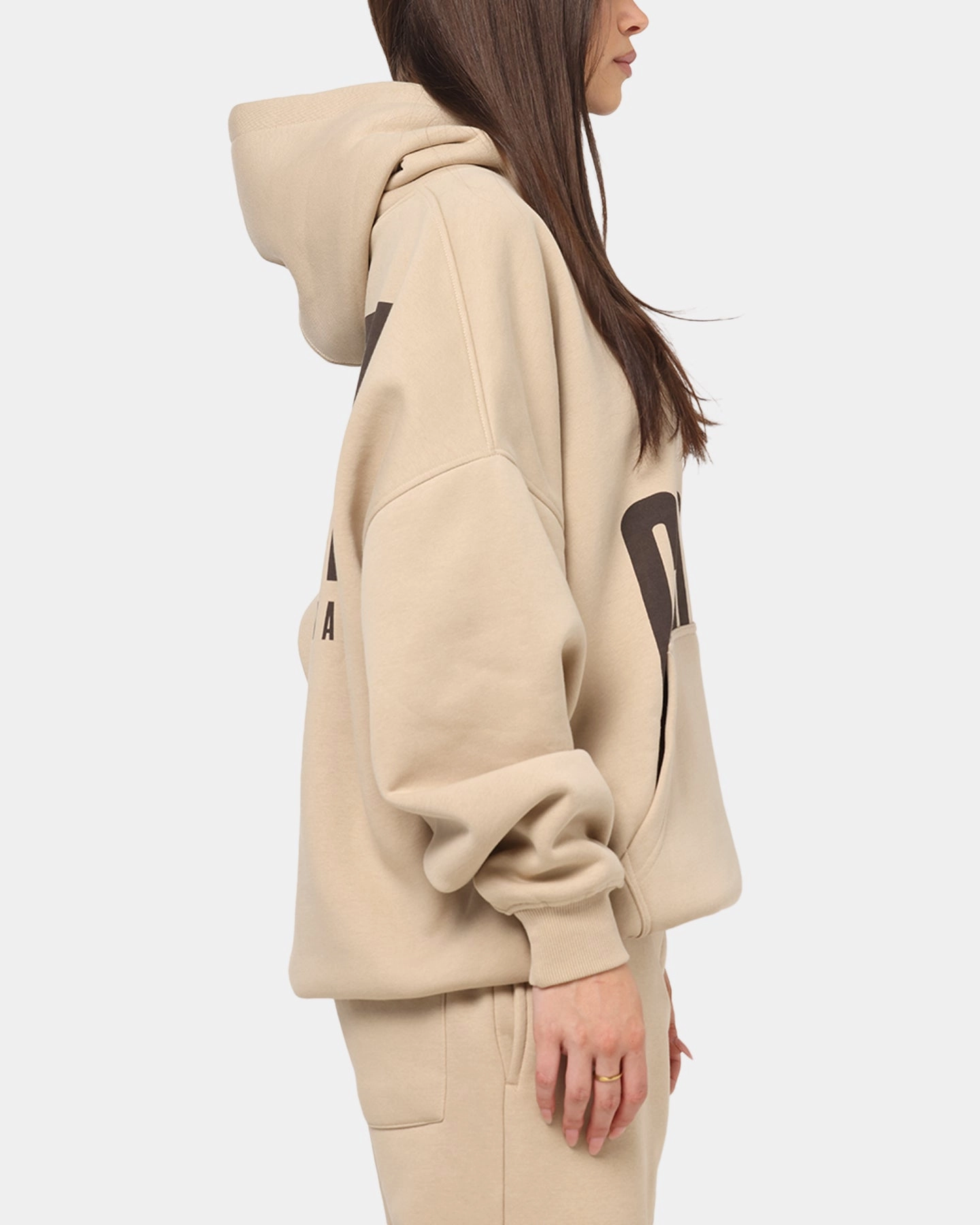 window - shopping Carre Premium Essentials Hoodie Light Brown