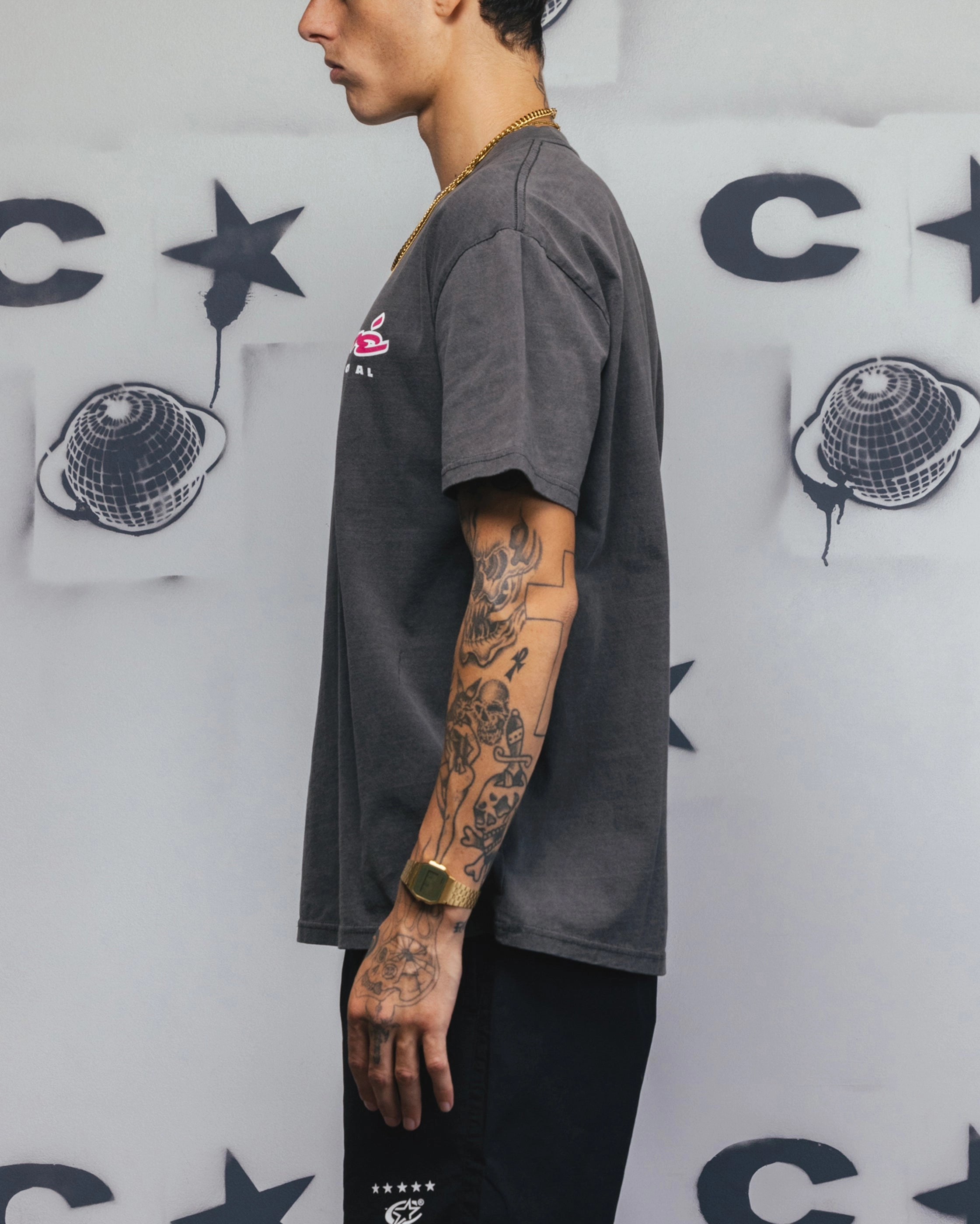 Carre Race Script T-Shirt Black Wash regular but not boring