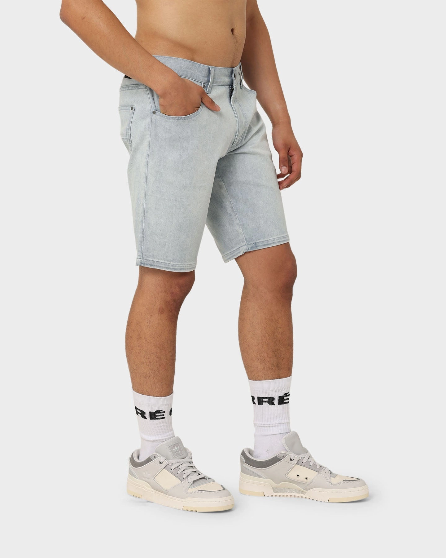 Carre Relache Denim Shorts Light Blue beachy vibe QuickAccessPockets