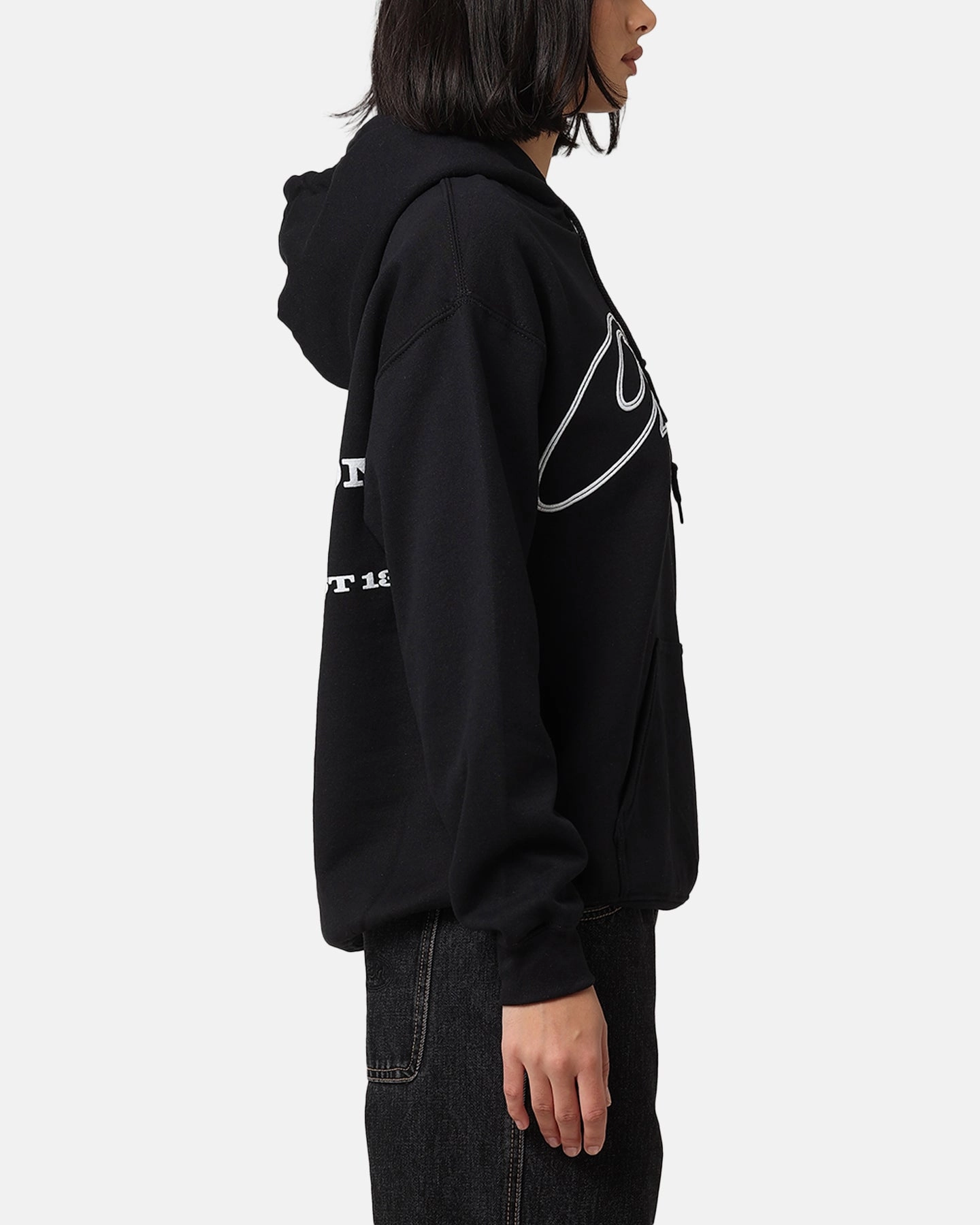 Carre Rev 24 Hoodie Black Innovate Adventure Wear