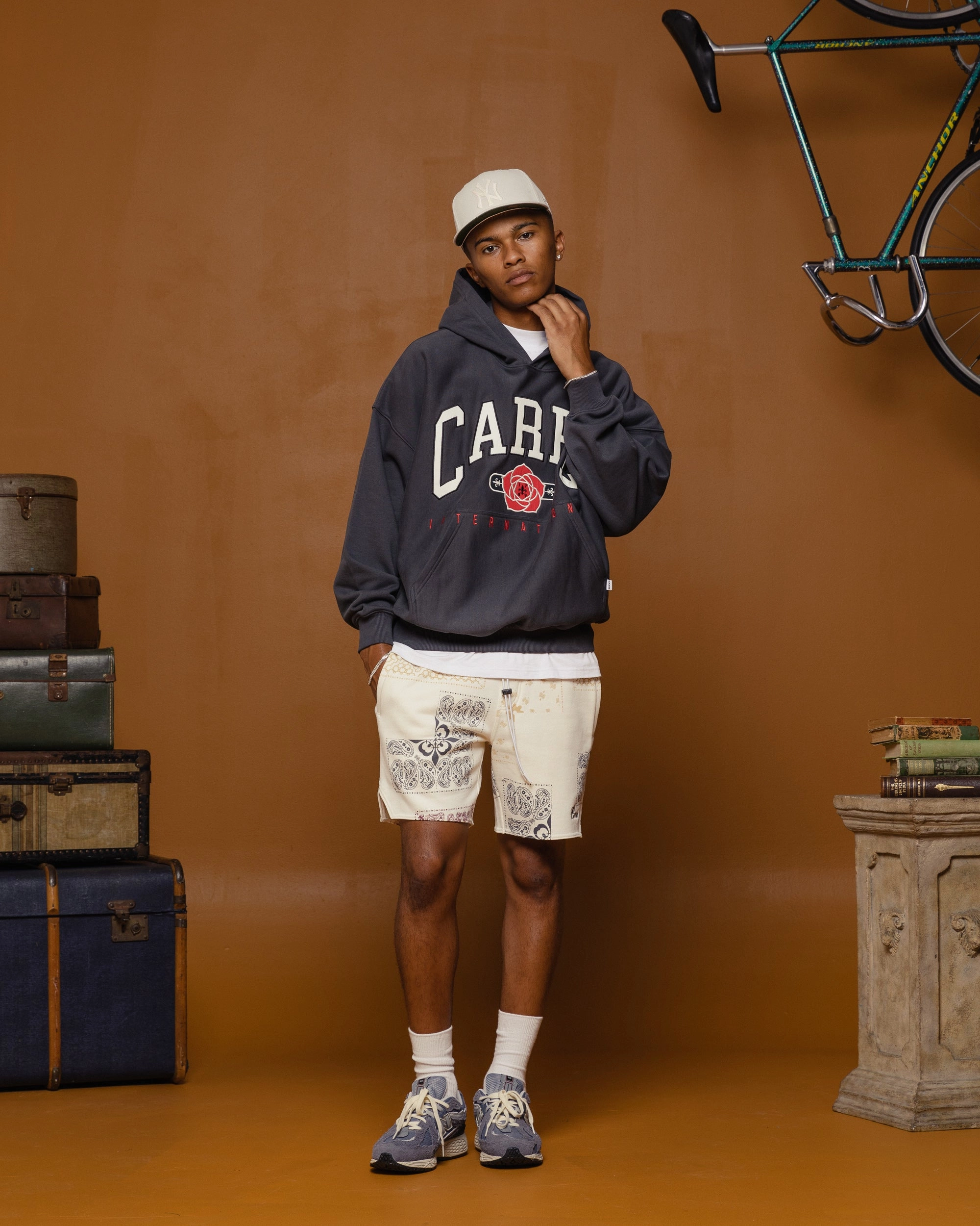 type Outdoor Comfort Carre Rose International Oversized Hoodie Coal