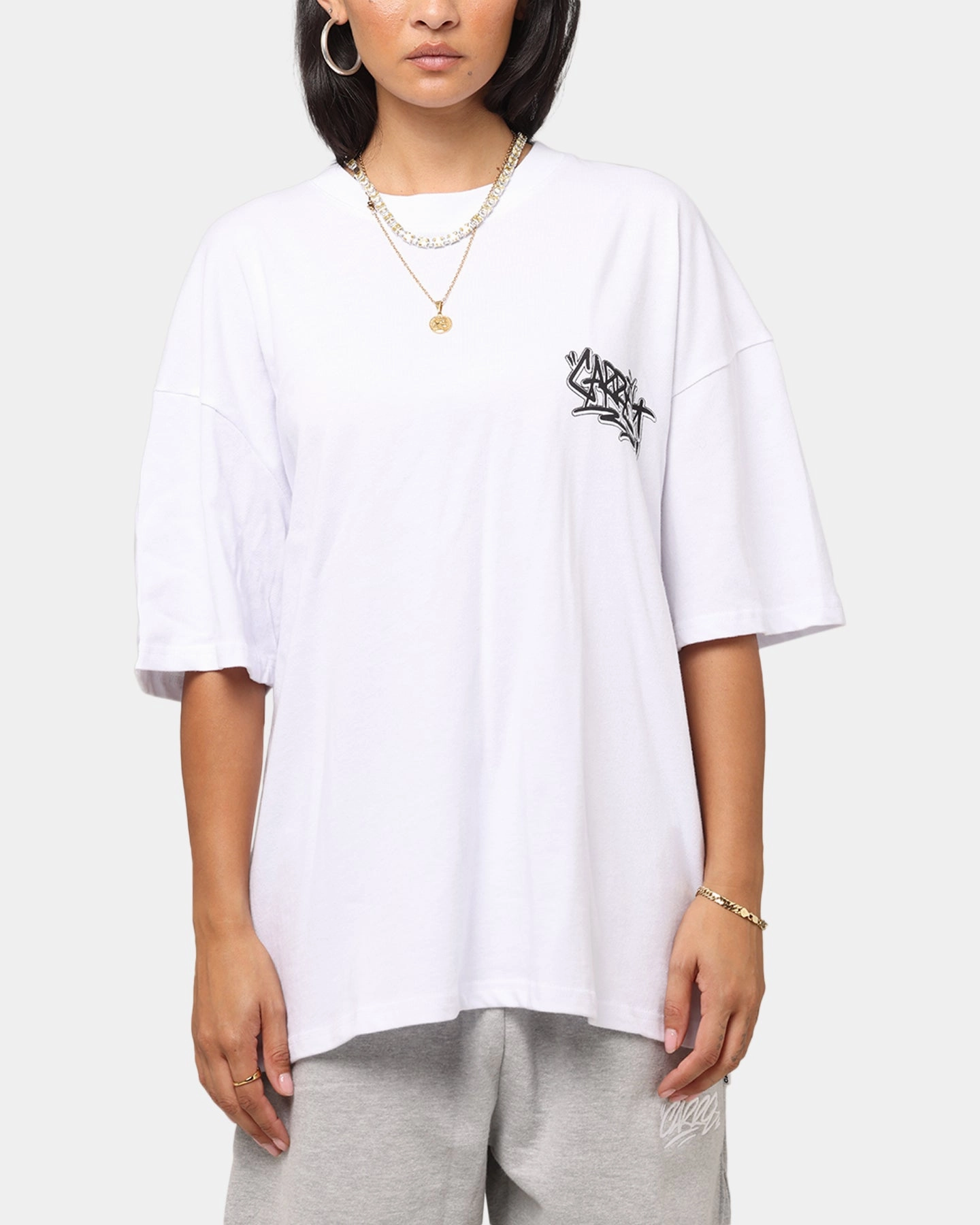 Fun and Comfortable Thermal Regulating Layer Carre Tagged Drop Shoulder T-Shirt White