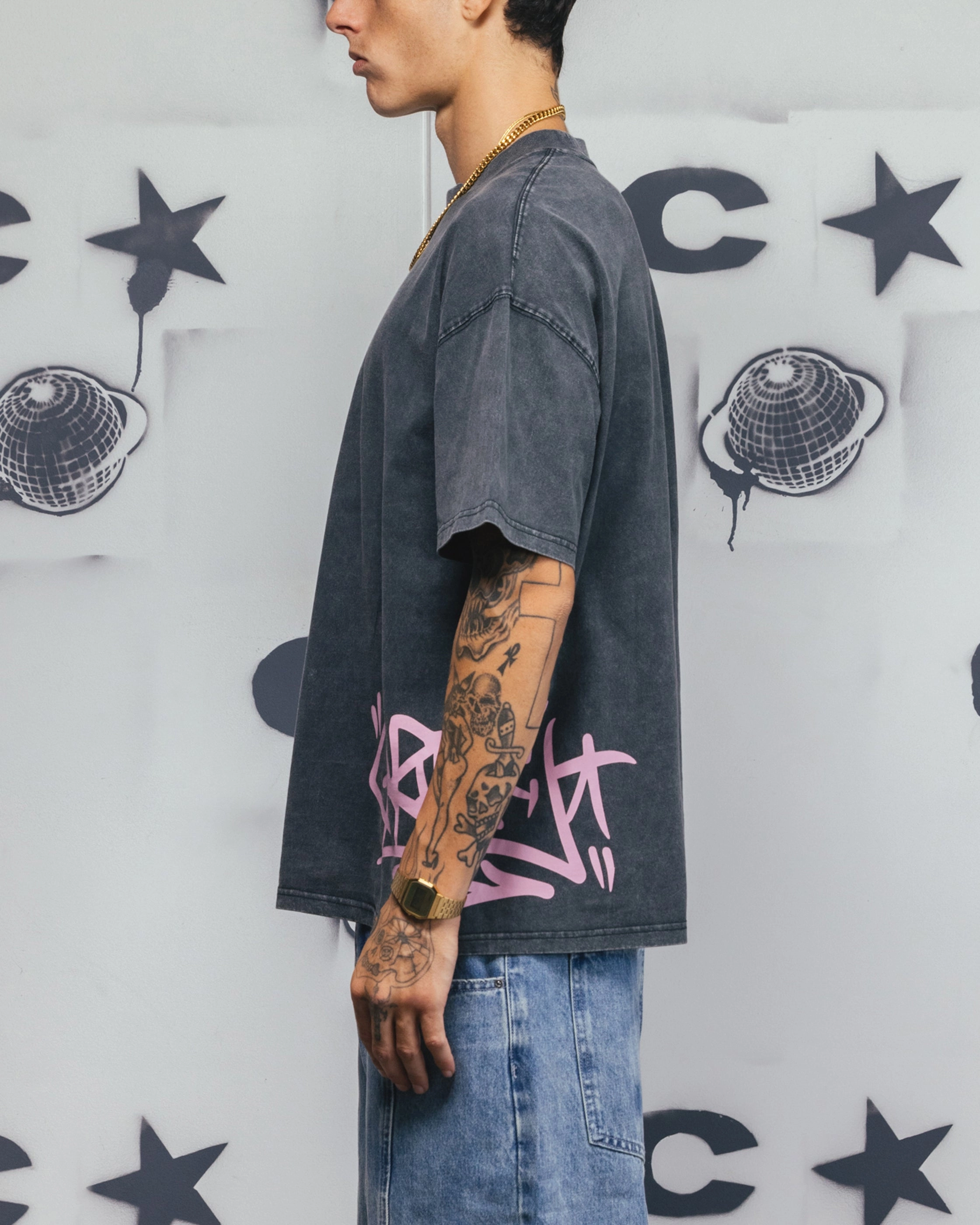 Carre Tagline T-Shirt Washed Black/Pink LongLastingColor