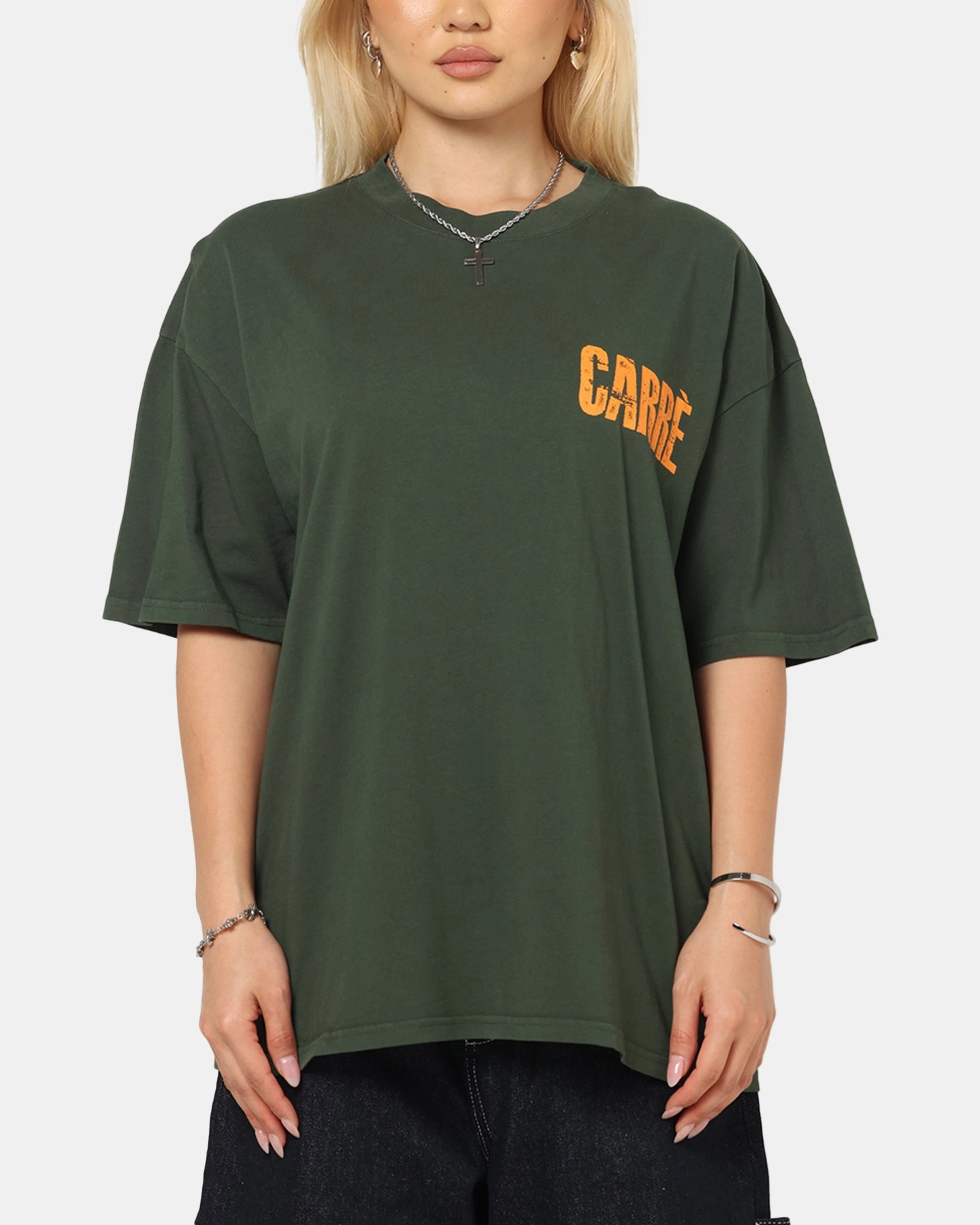 Relaxed fit style Carre Trenches T-Shirt Pine Green