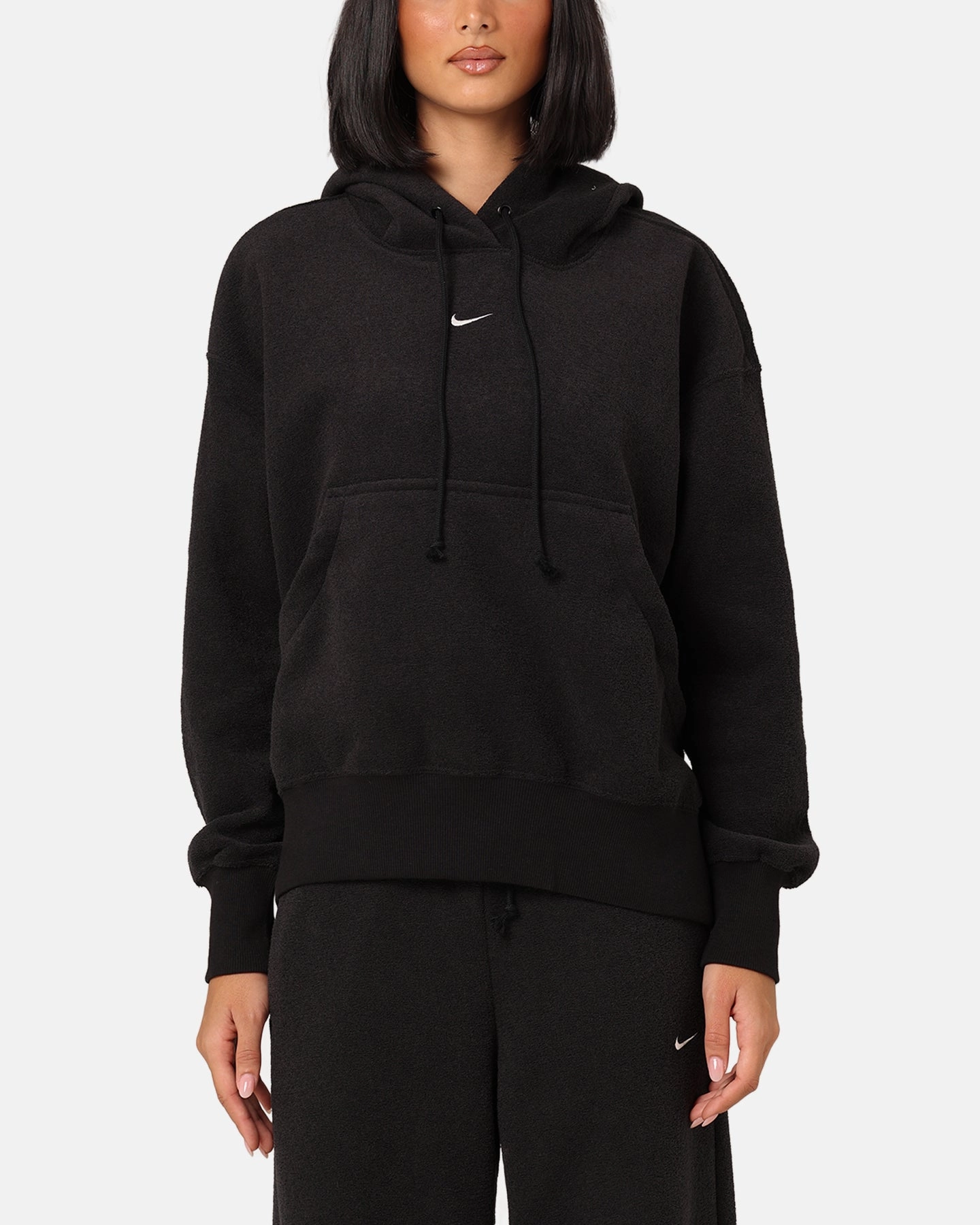 Nike Women's Sportswear Phoenix Plush Oversized Cosy Fleece Hoodie Black/Sail suitable for autumn festivals